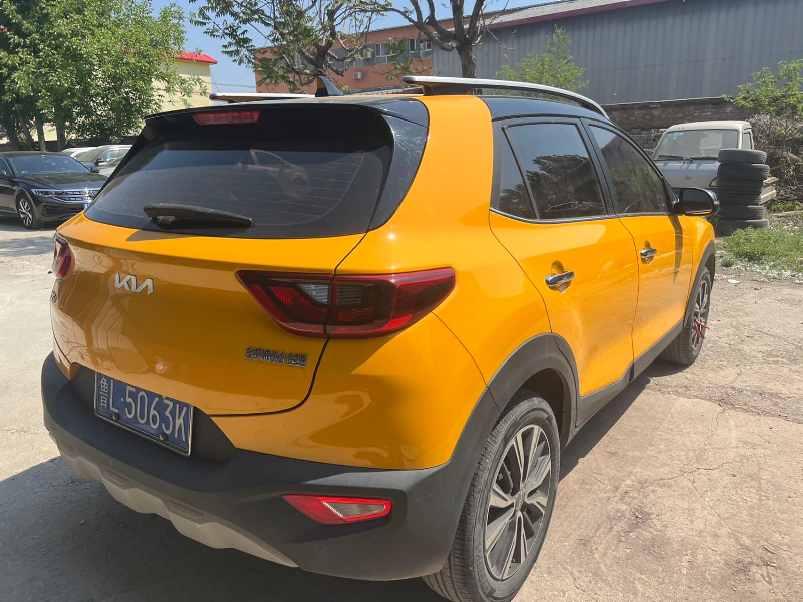 Kia KX1 E-Sport Sky Window Edition