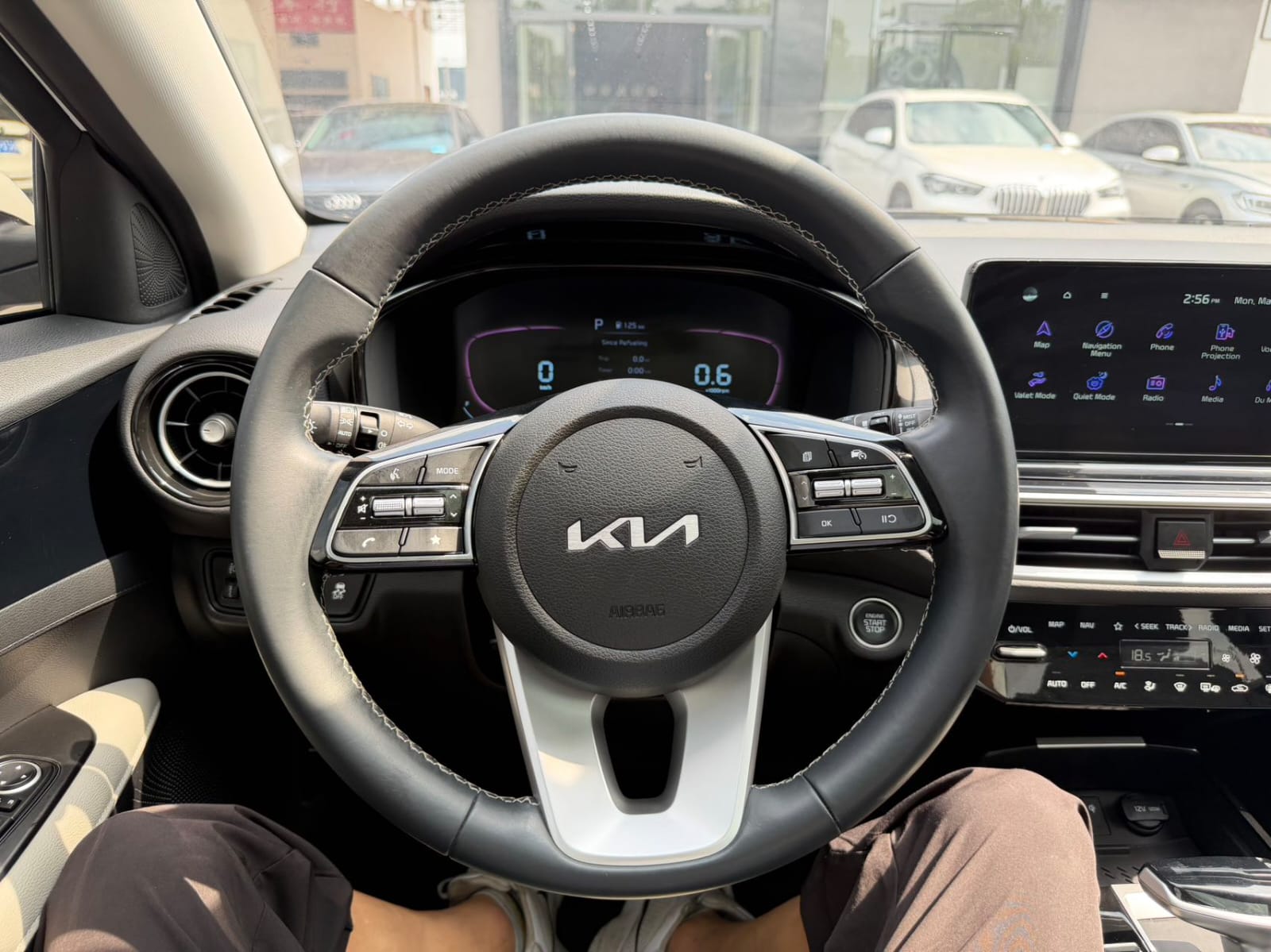 Kia K3 1.5L CVT Deluxe Edition