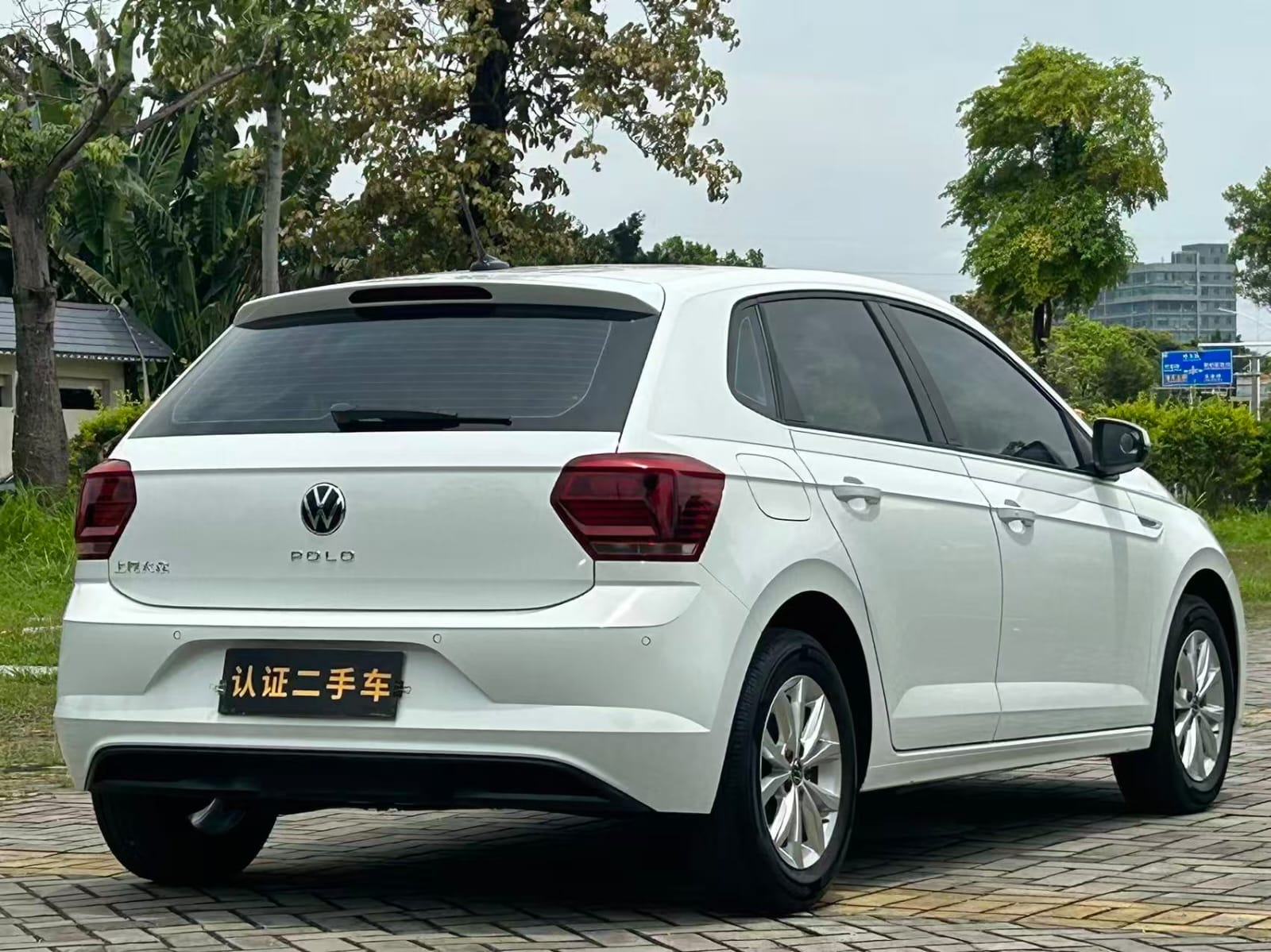 Volkswagen Polo Plus 1.5L Automatic