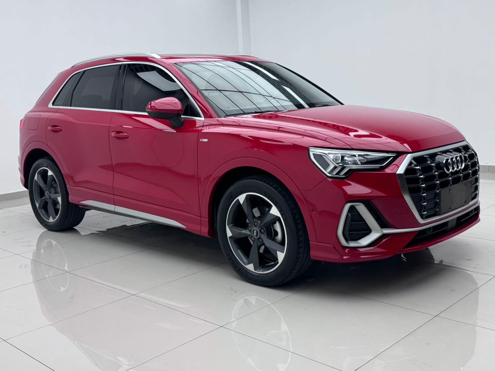 Audi Q3 35 TFSI (Dynamic Style Edition)