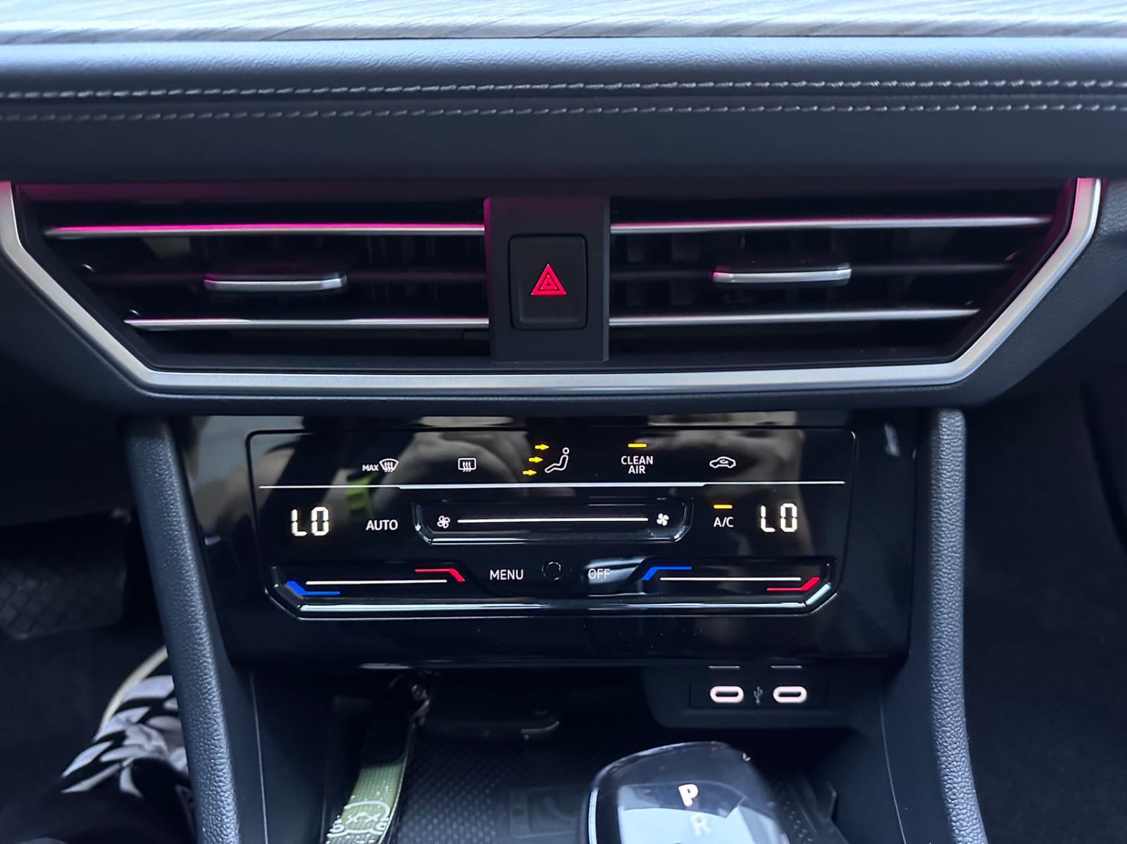 Volkswagen Sagitar 280TSI DSG Overpass Plus Edition