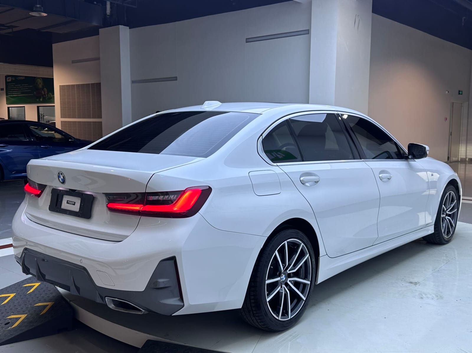 BMW 3 Series 320Li M Sport