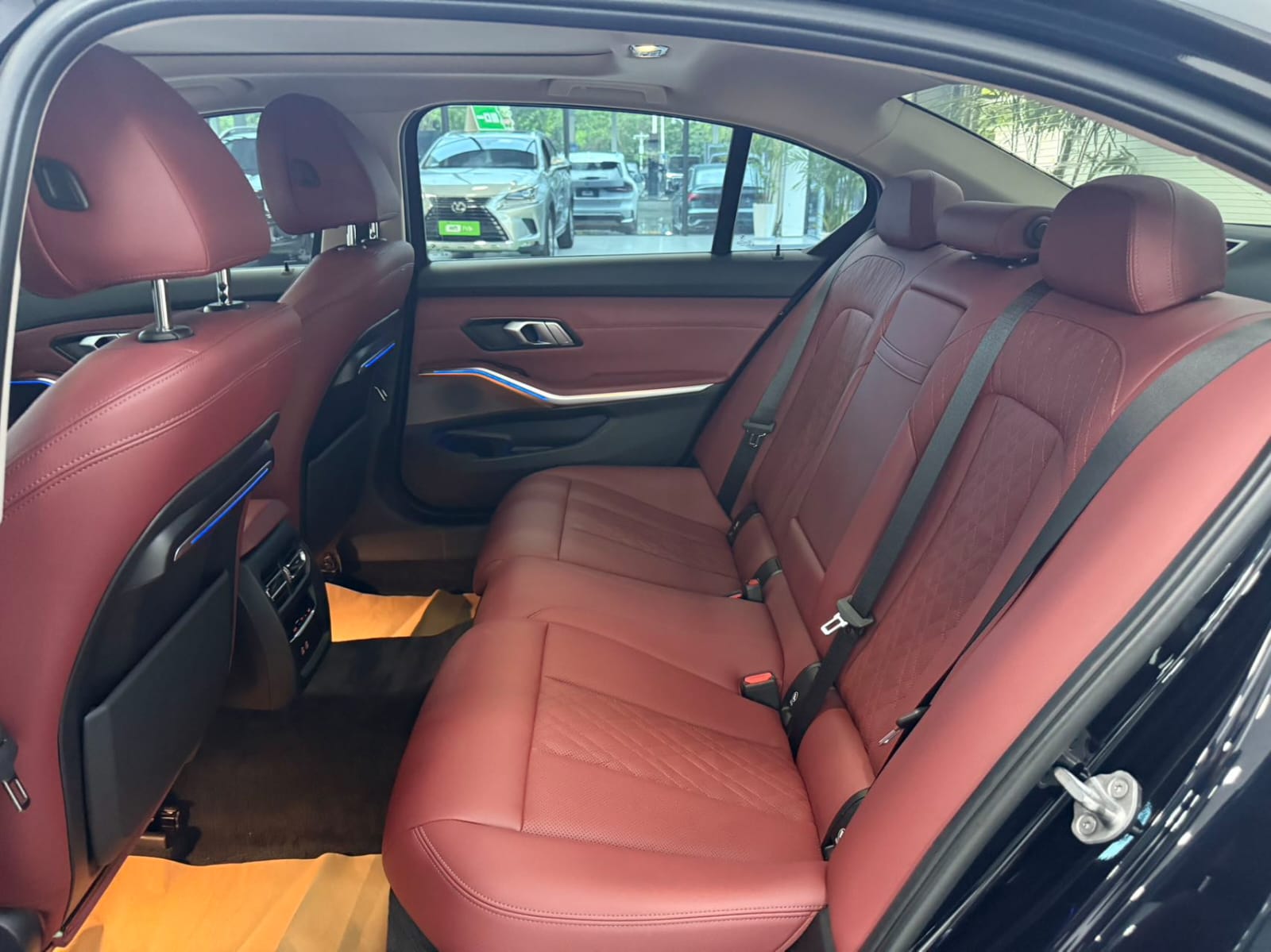 BMW 3 Series 320Li M Sport Edition - Фото 4