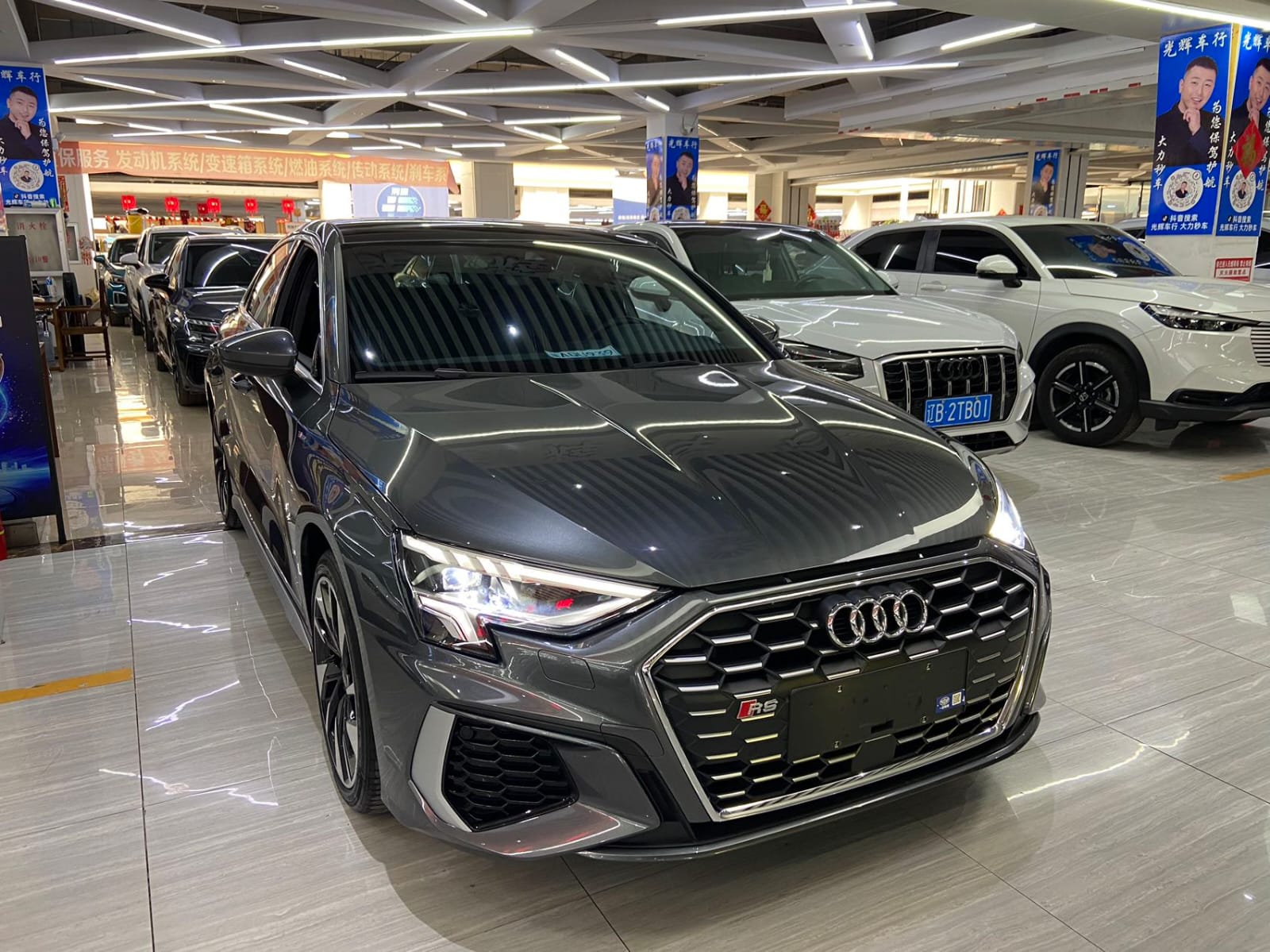 Audi A3L Limousine 35 TFSI Sport - Фото 2