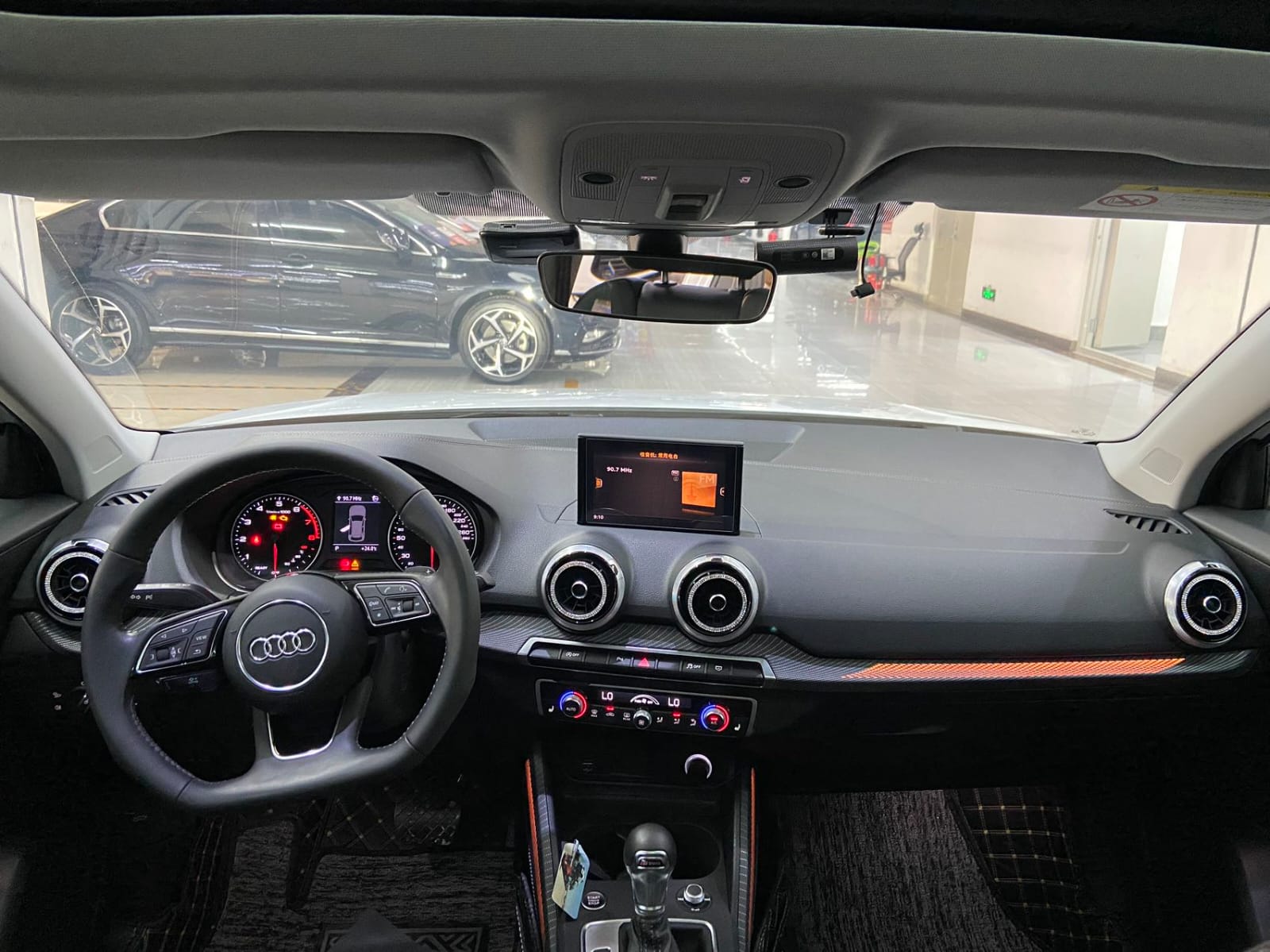 Audi Q2L 35 TFSI Dynamic - Фото 6