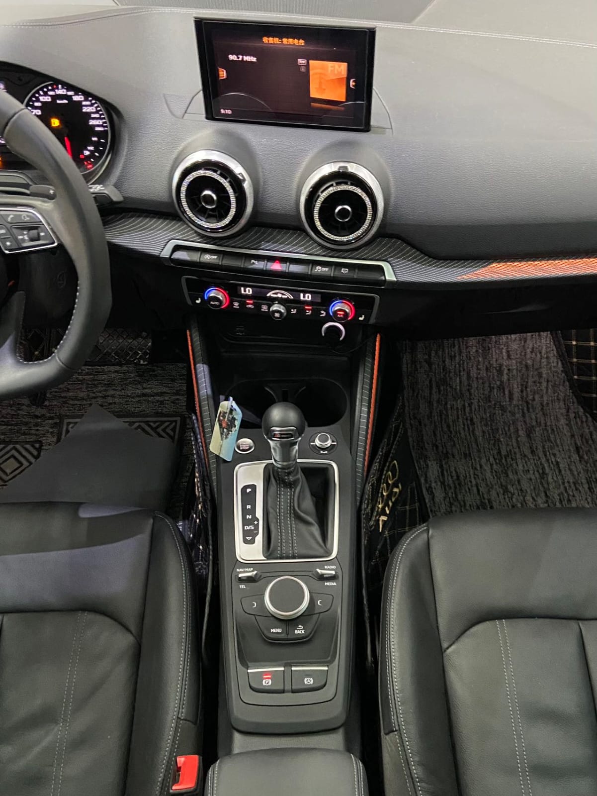 Audi Q2L 35 TFSI Dynamic - Фото 8
