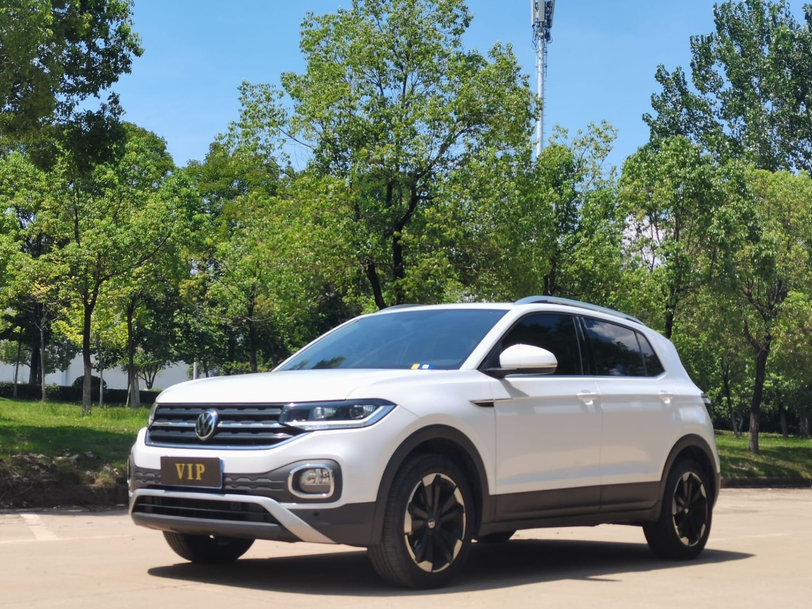 Volkswagen Tacqua 1.5L Automatic Edition - Фото 1