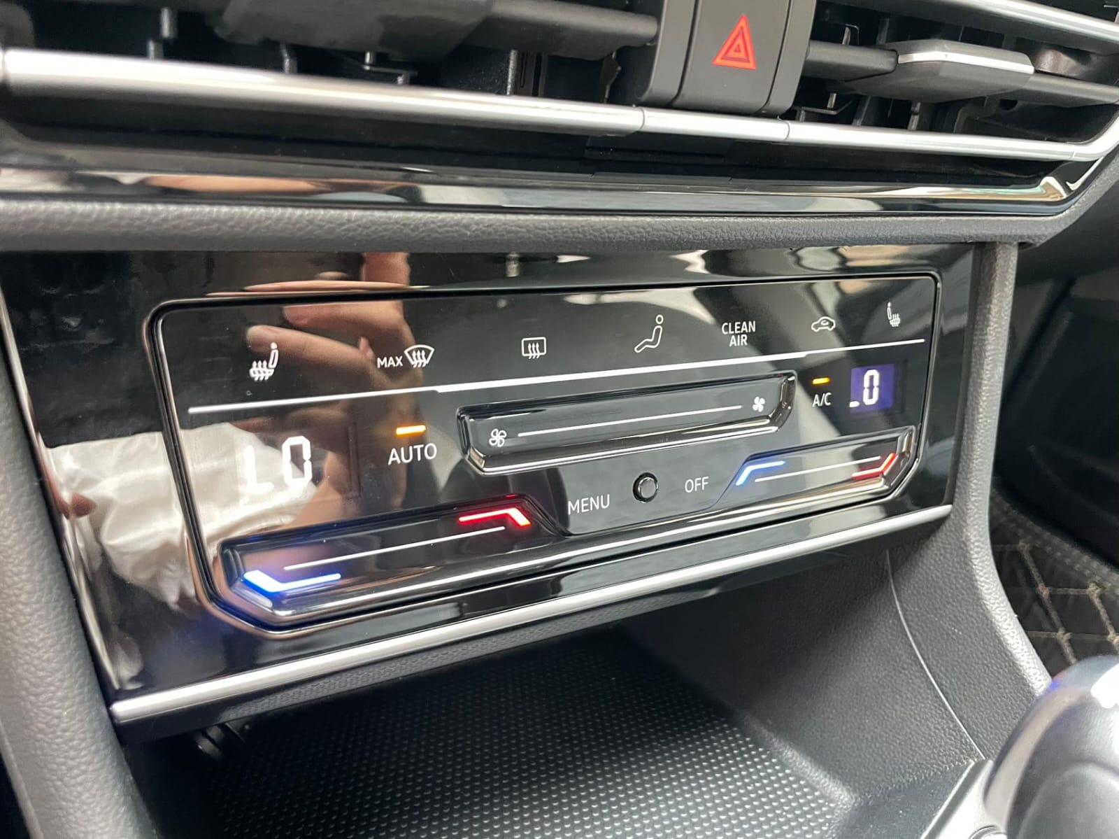 Volkswagen Lavida 280TSI - Фото 9