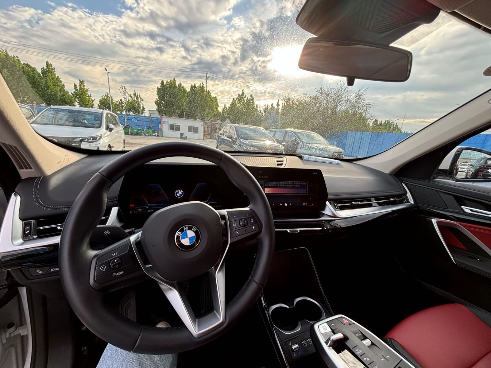 BMW X1sDrive20Li - Фото 6