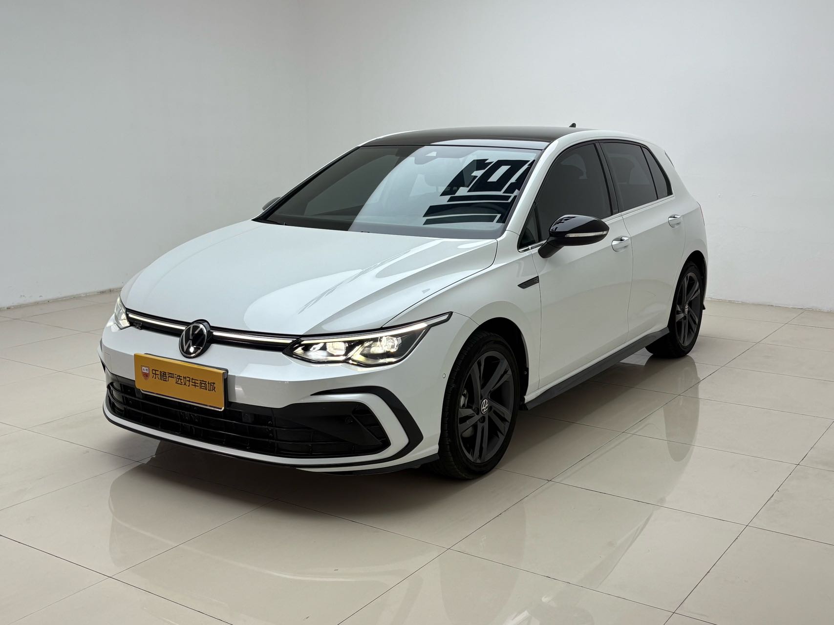 Volkswagen Golf 280TSI DSG R-Line - Фото 1