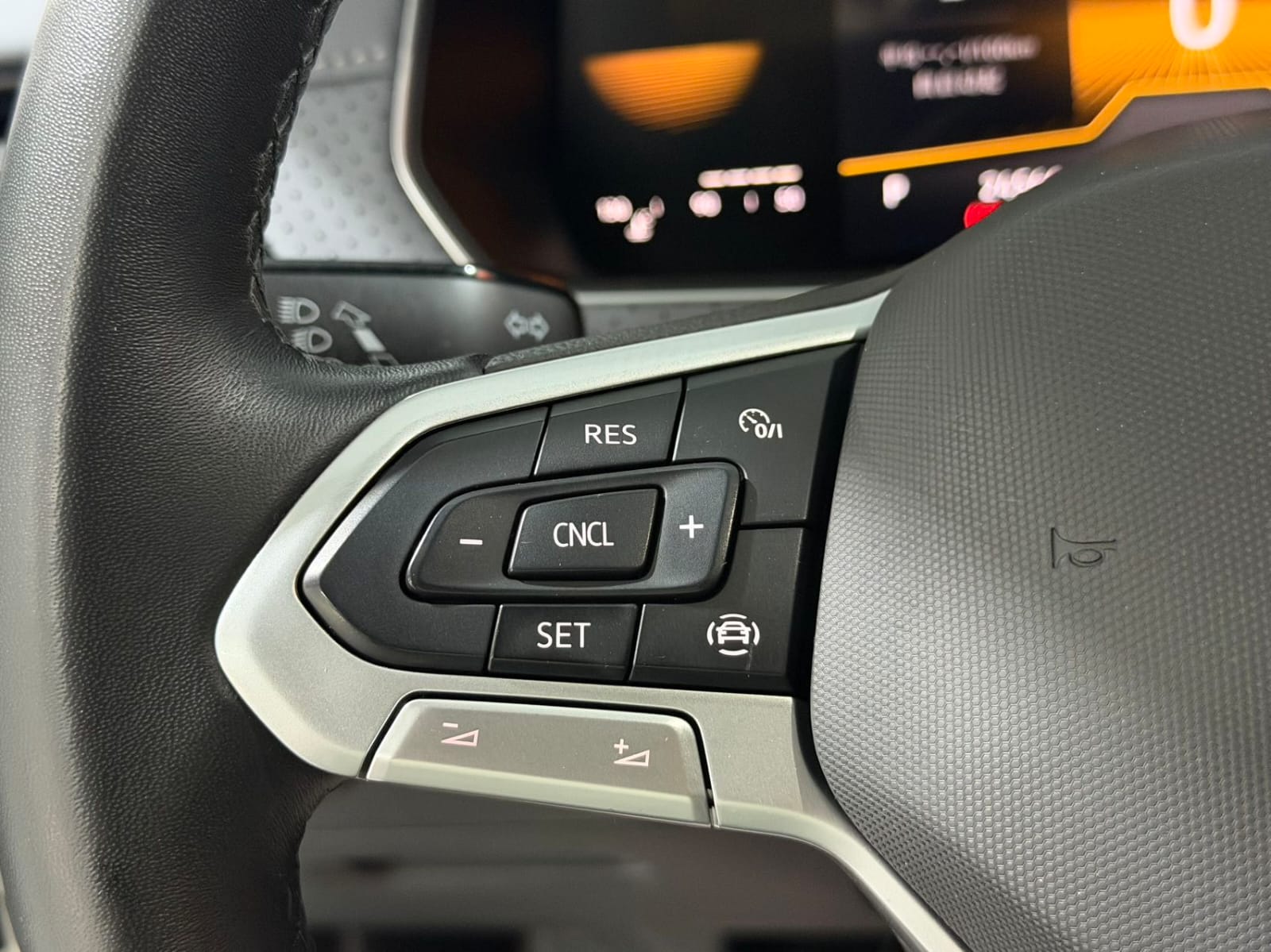 Volkswagen Lavida 280TSI - Фото 4