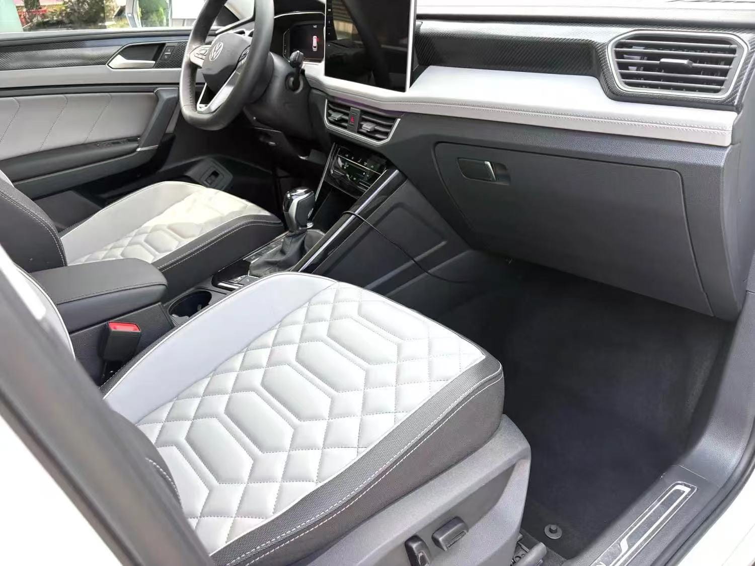 Volkswagen Tayron 280TSI Deluxe Plus Premium Edition