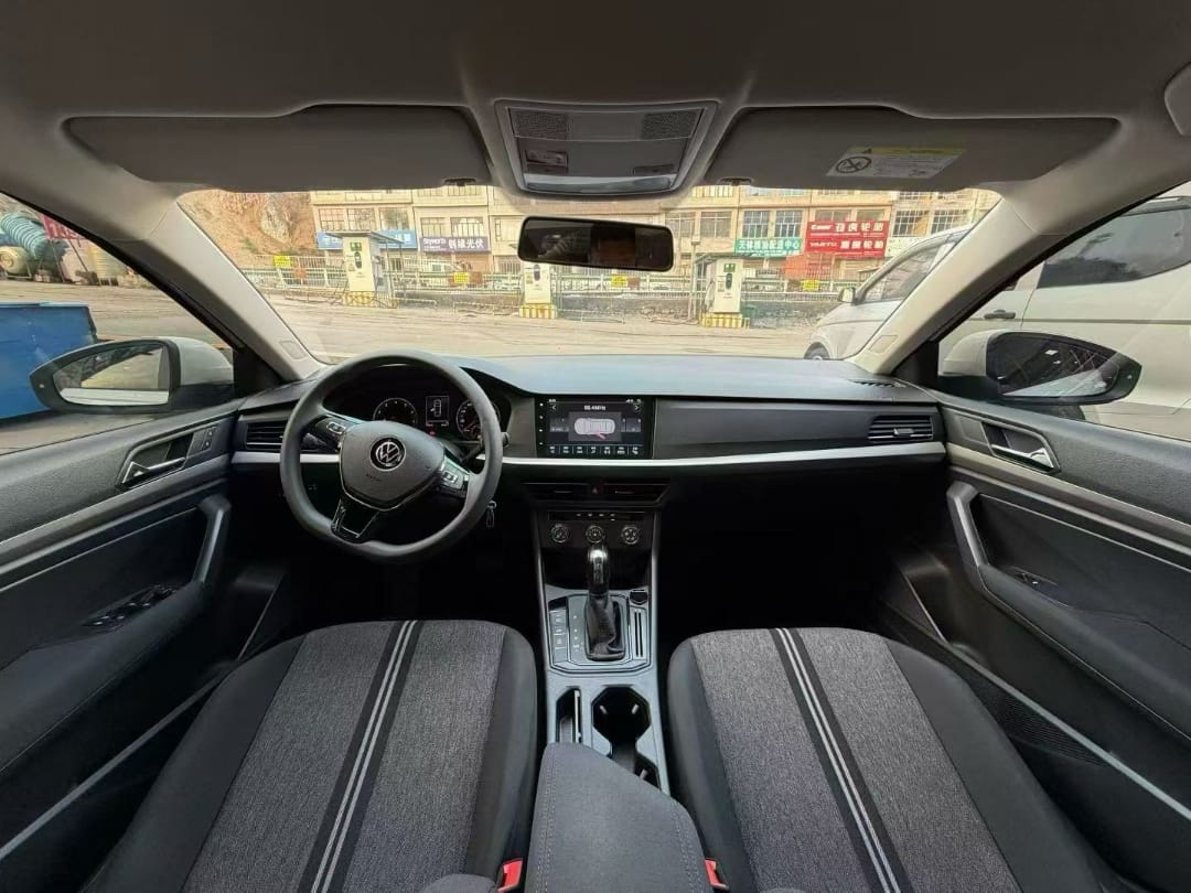 Volkswagen Lavida 1.5L Modern Edition
