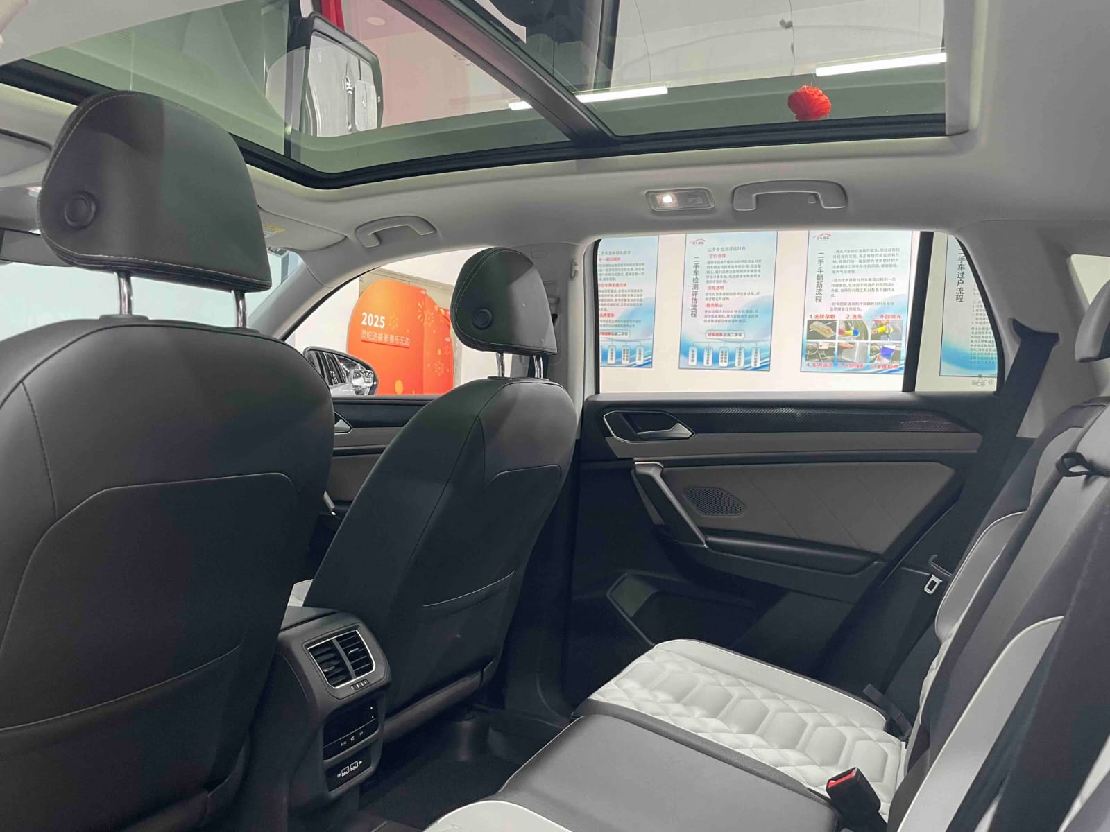 Volkswagen Tayron 280TSI Deluxe Plus Premium Edition - Фото 5
