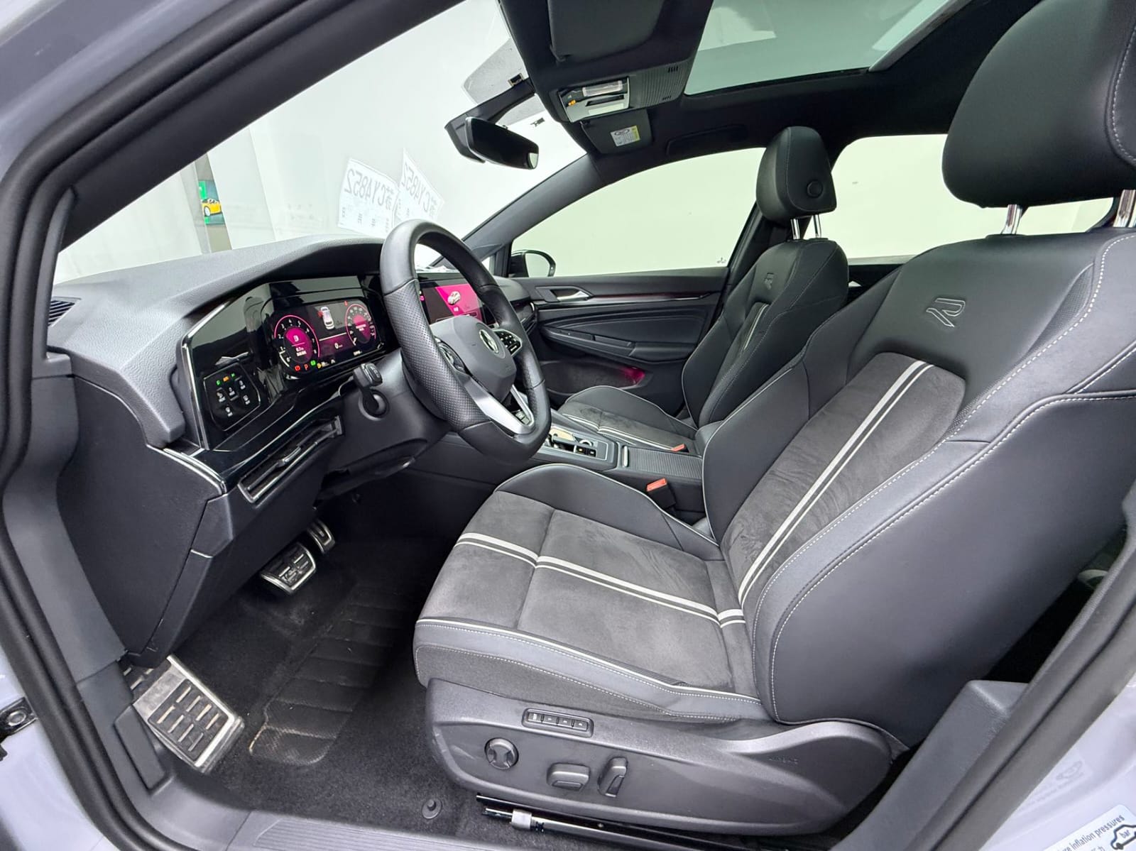 Volkswagen Golf 280TSI DSG R-Line Lite