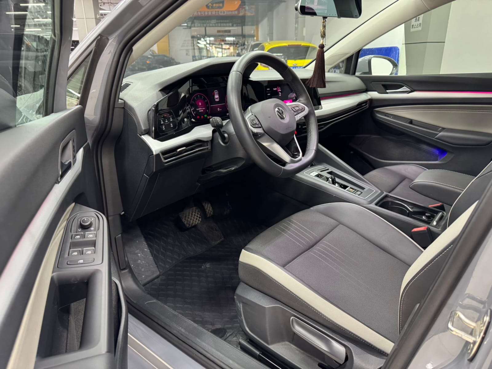 Volkswagen Golf 280TSI DSG Pro