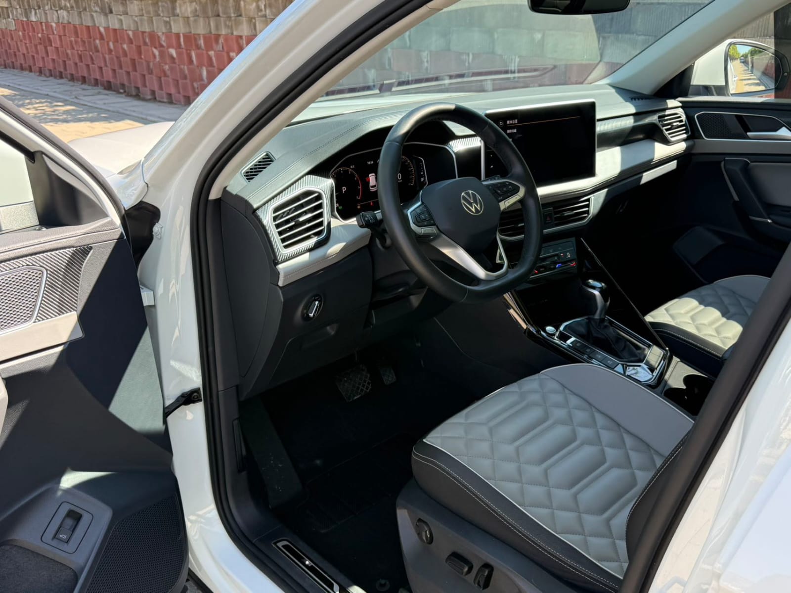 Volkswagen Tayron 280TSI Deluxe Plus Premium Edition
