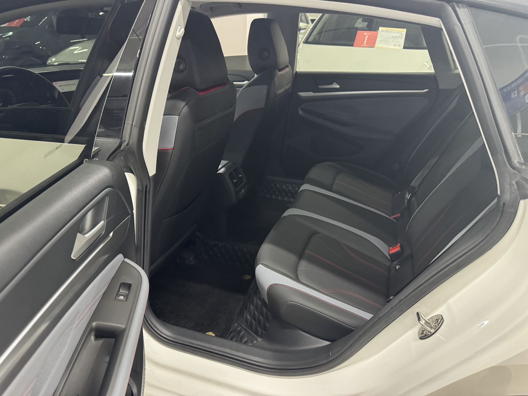 Volkswagen Lamando L 280TSI DSG