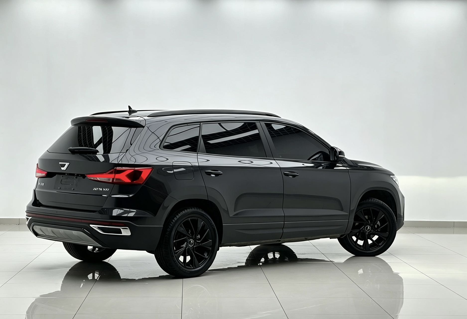 Jetta VS7 Black Front 1.4T Auto Honor Pro