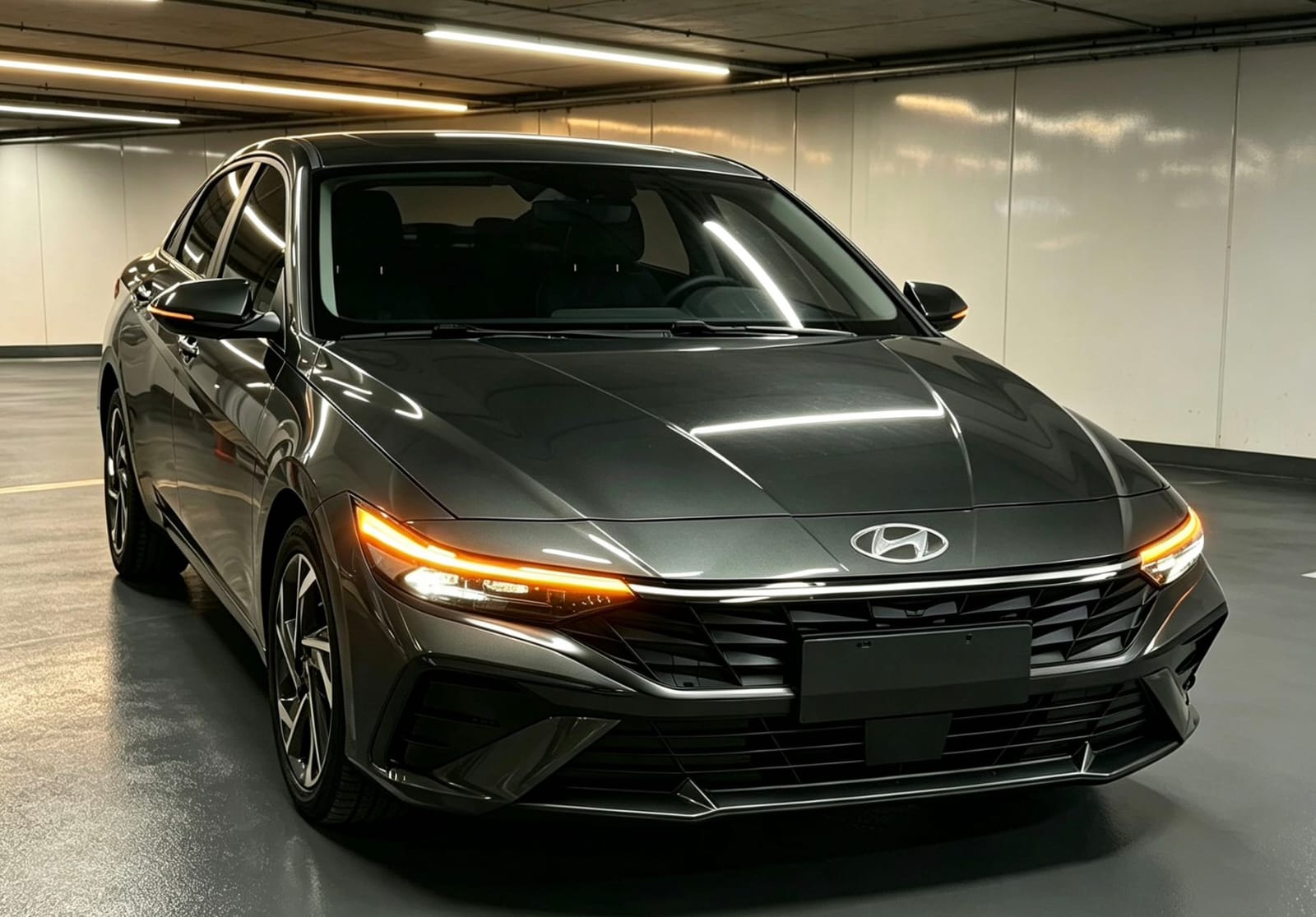 Hyundai Elantra 1.5L CVT LUX Premium Edition
