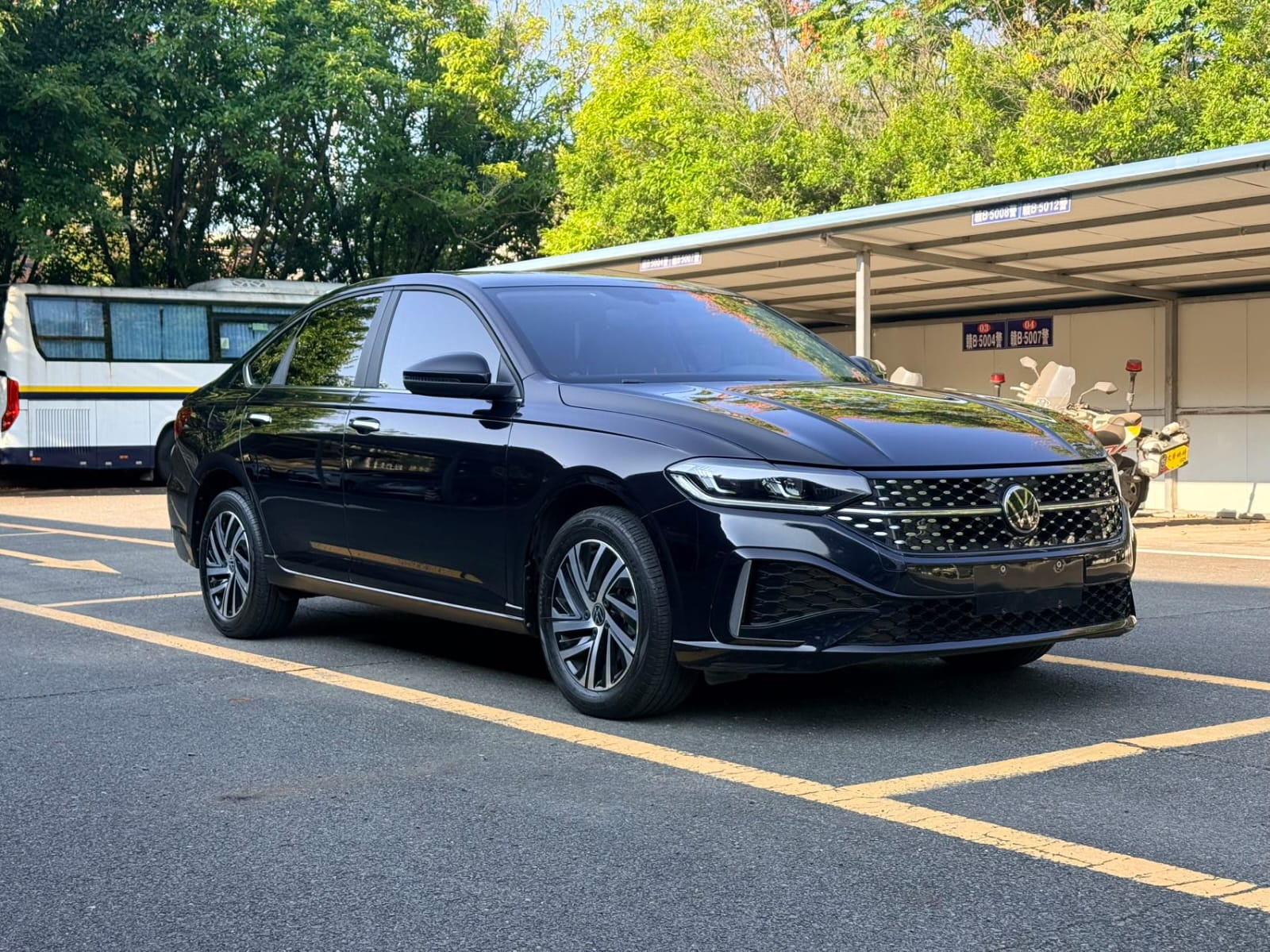 Volkswagen Lavida 280TSI DSG Starlight Edition