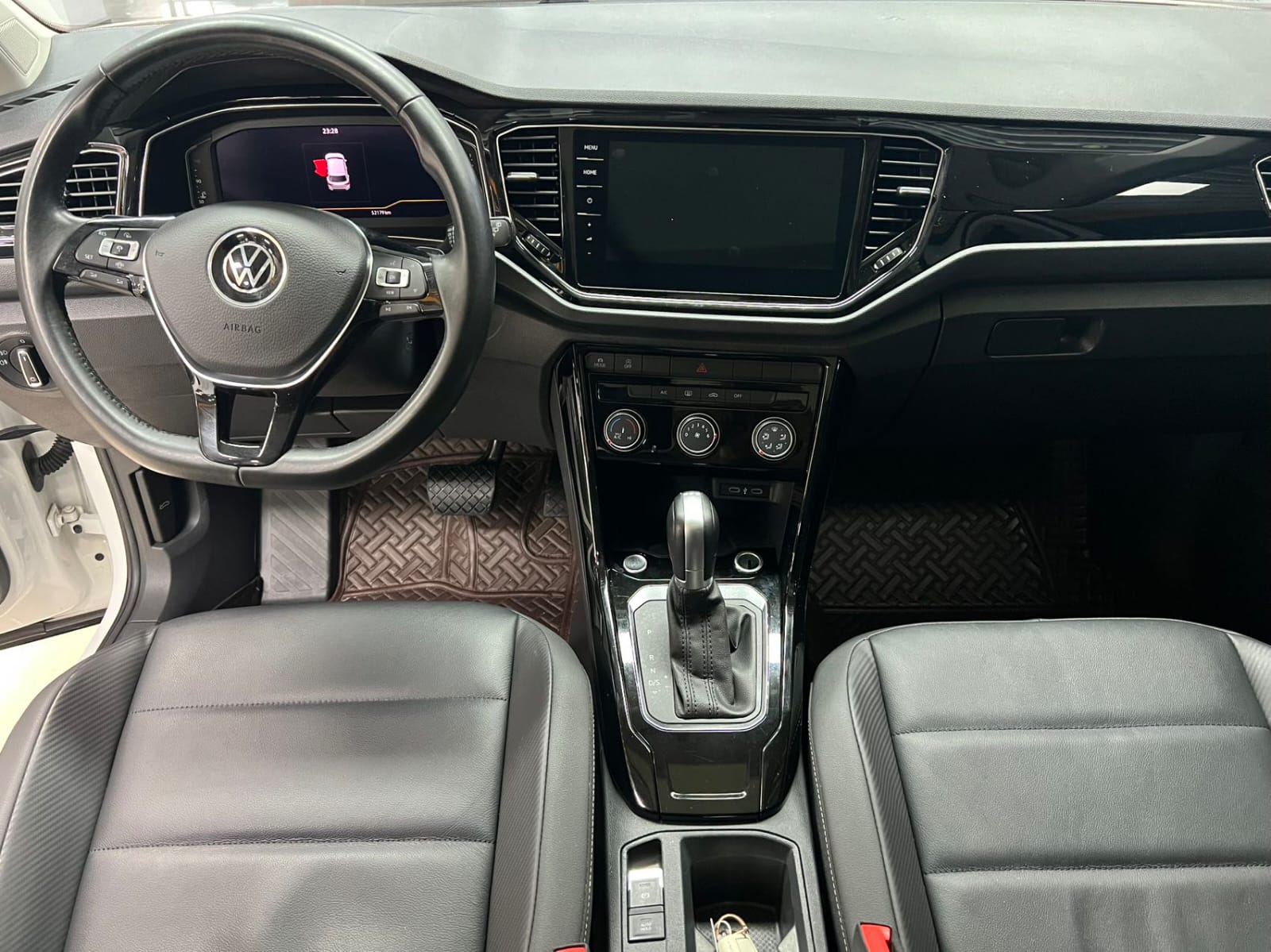Volkswagen T-Roc Tango 280TSI DSG