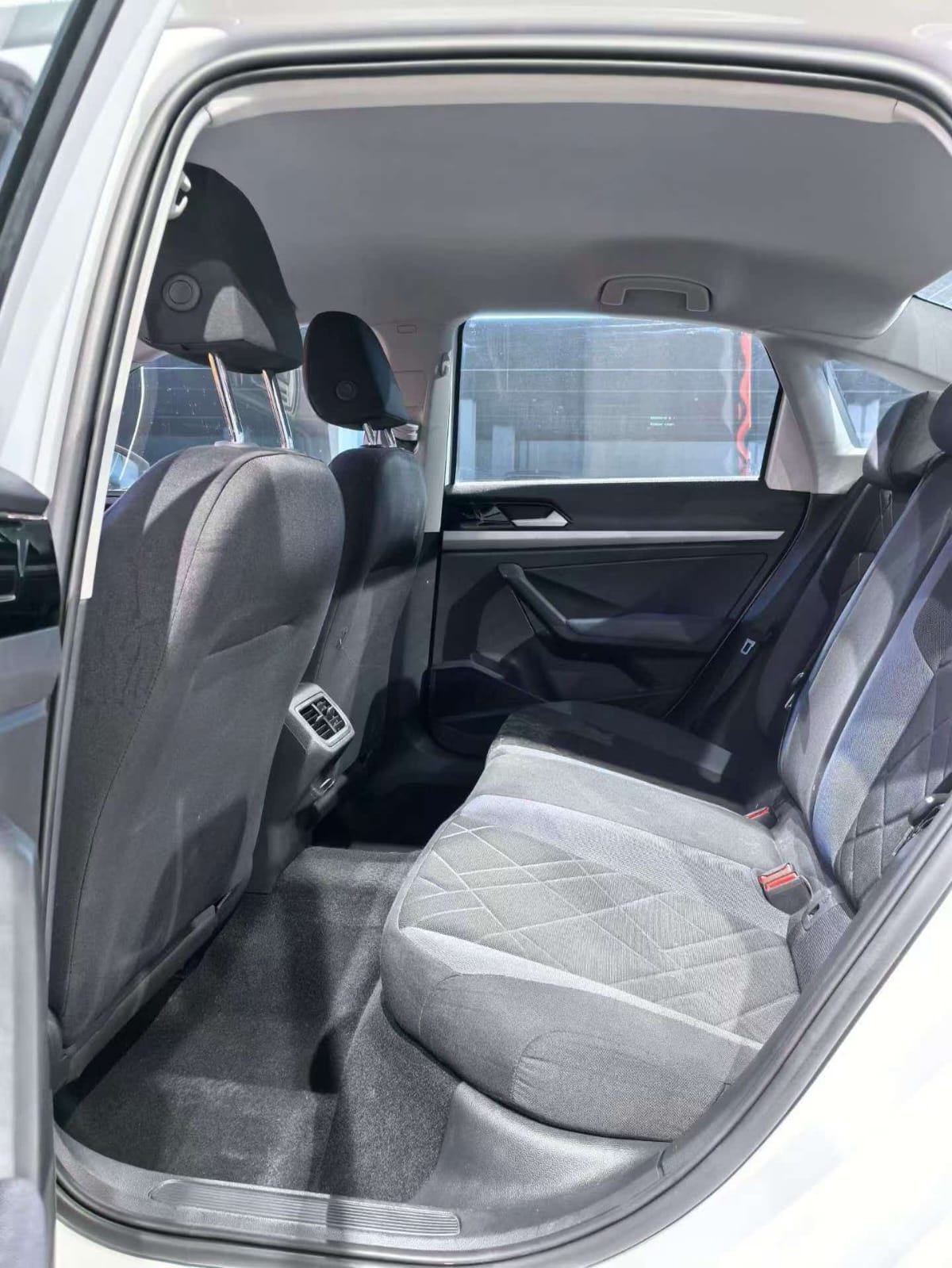 Volkswagen Lavida 1.5L