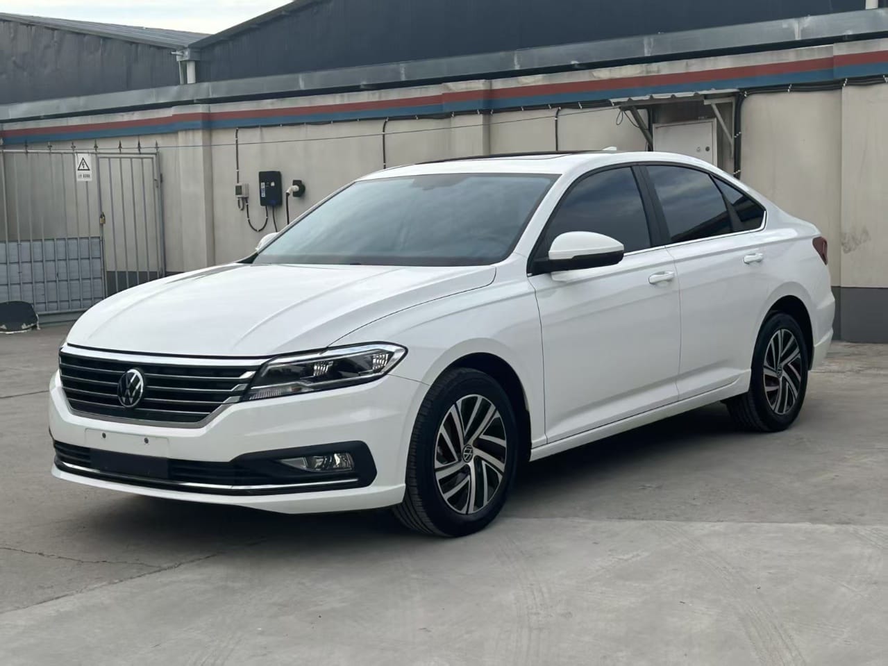 Volkswagen Lavida 1.5 Comfort Edition