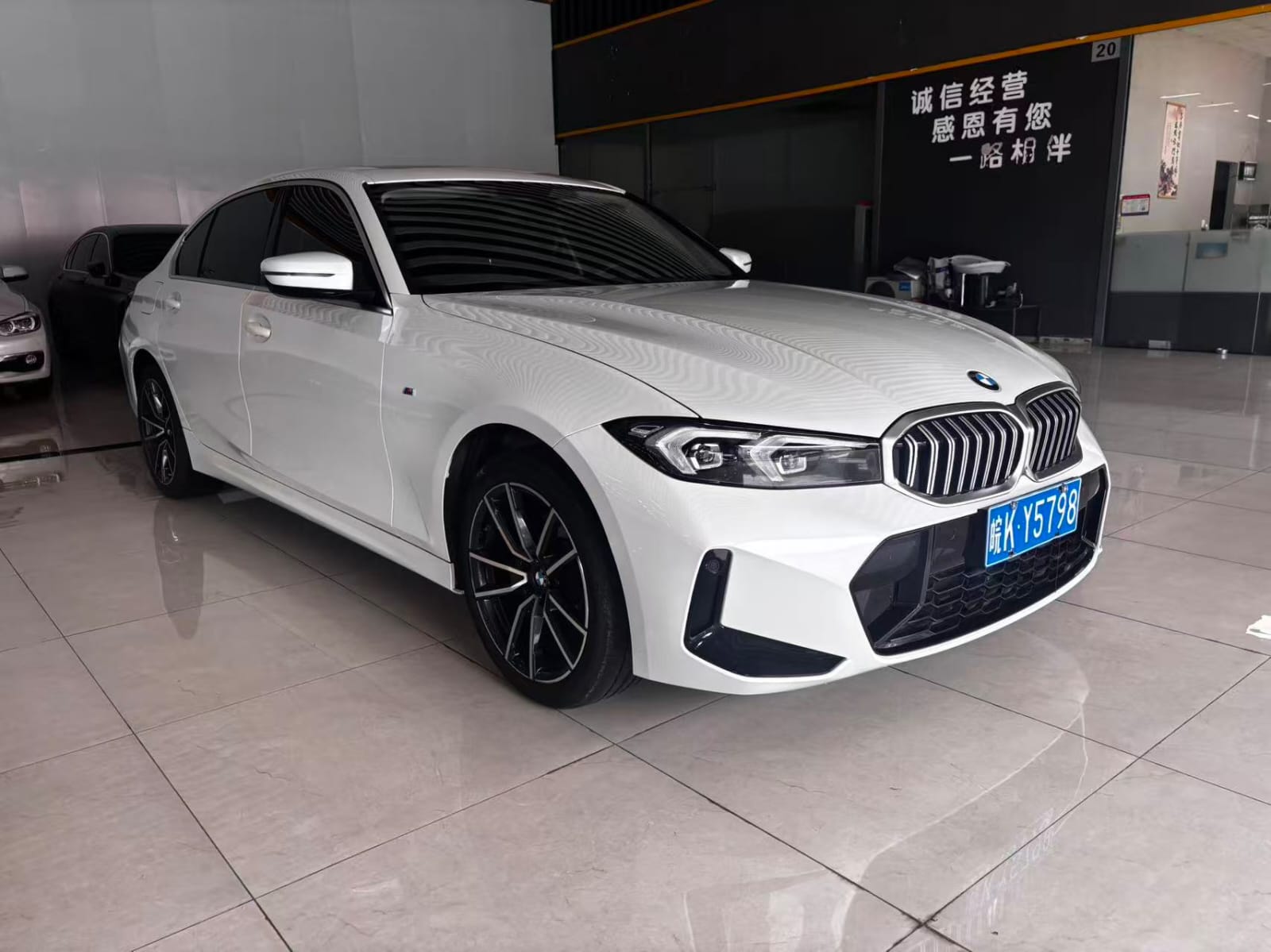 BMW 3 Series 320Li Sport M