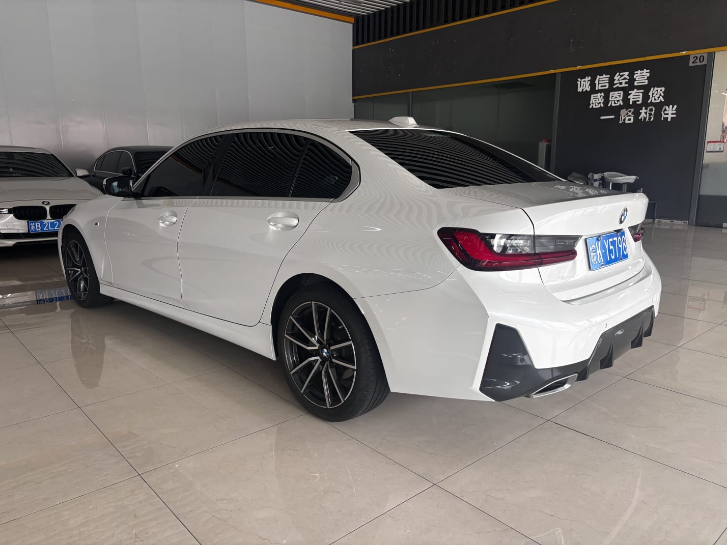 BMW 3 Series 320Li Sport M