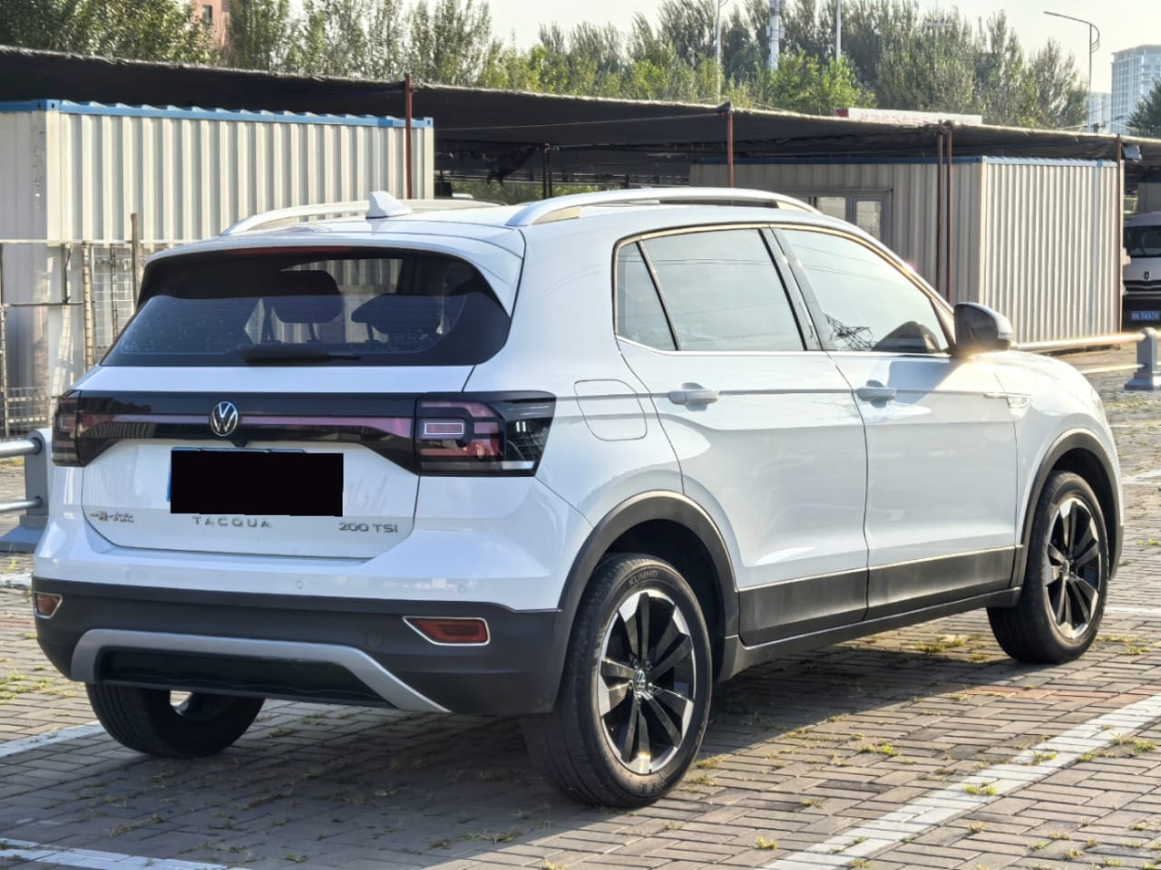 Volkswagen Tacqua 280TSI DSG