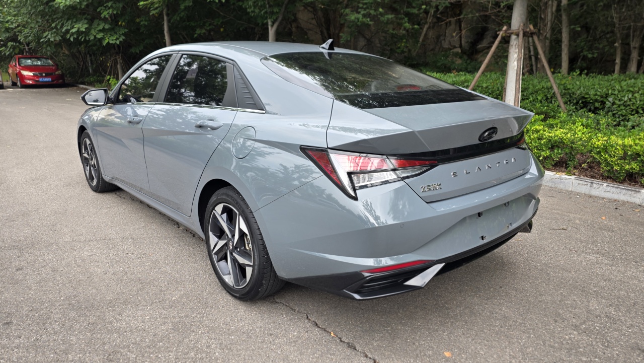 Hyundai Elantra 1.5L CVT GLX Elite Edition