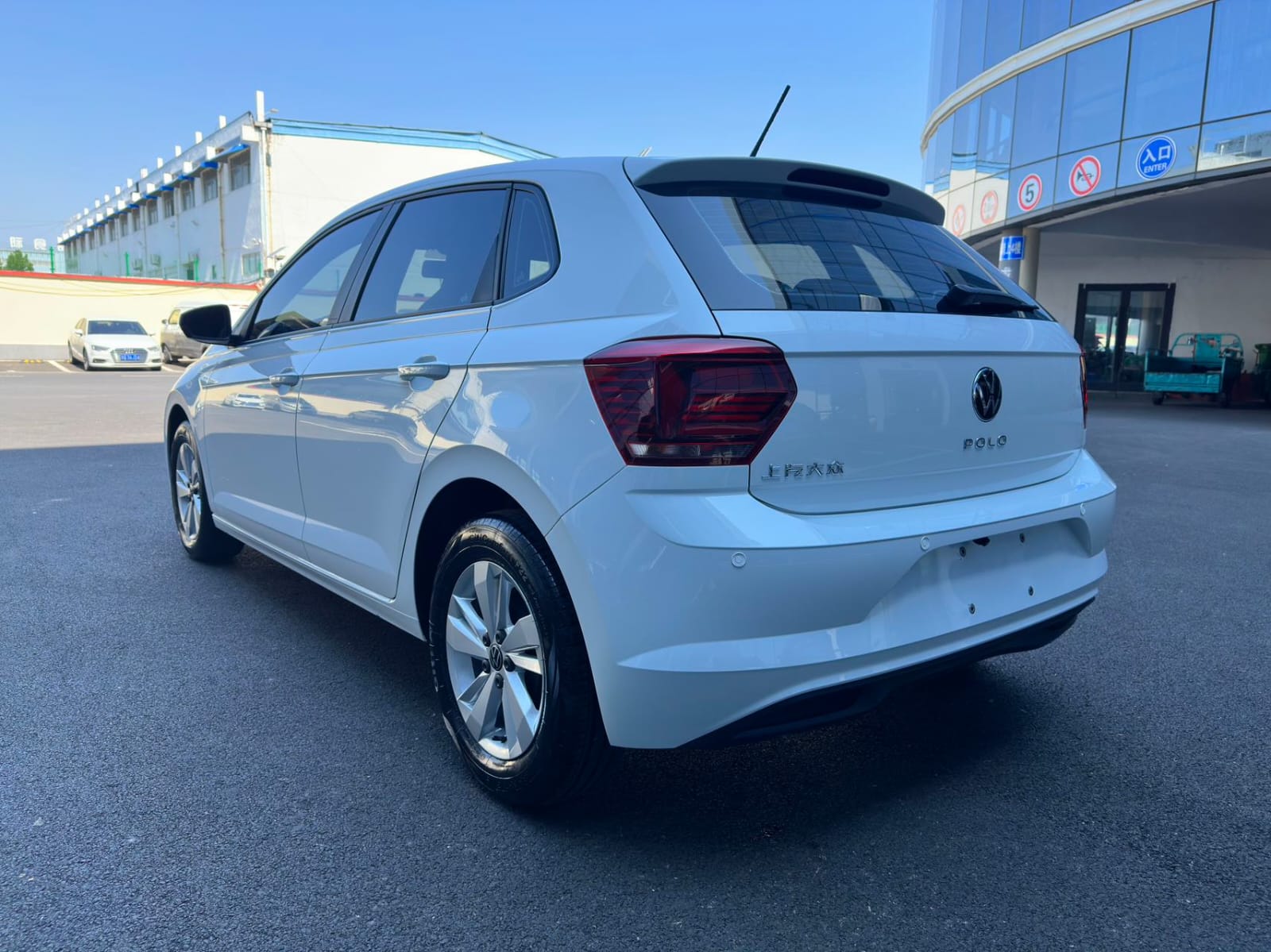 Volkswagen Polo Plus 1.5L