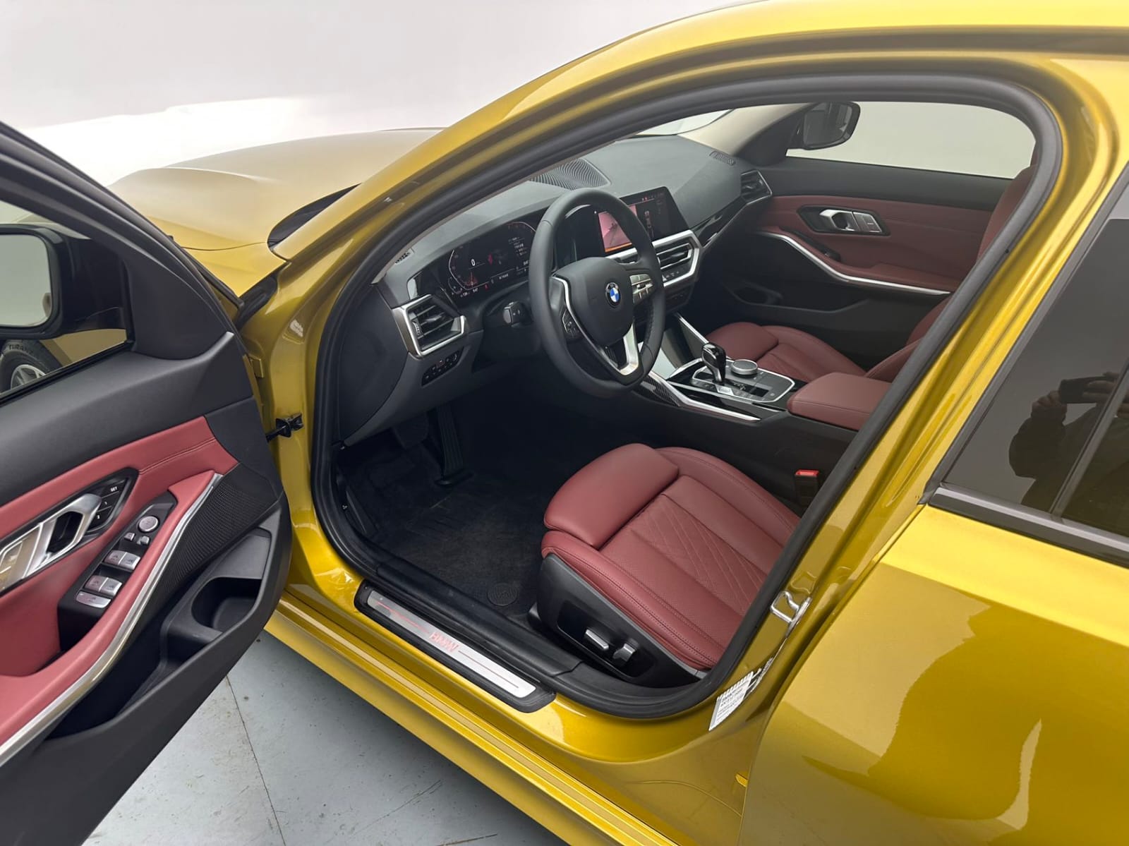 BMW 3 Series 320i Sport Suite