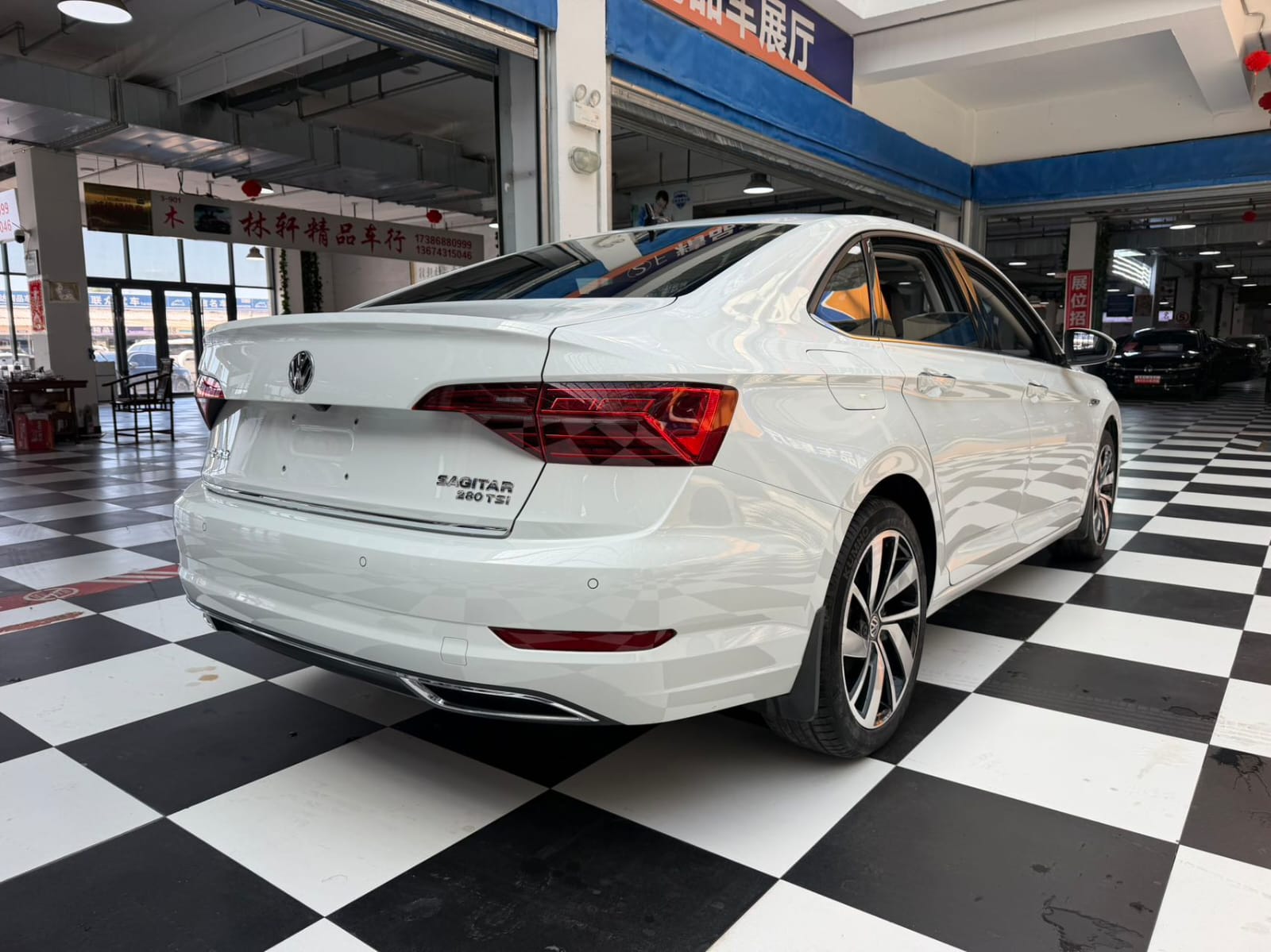 Volkswagen Sagitar 280TSI DSG