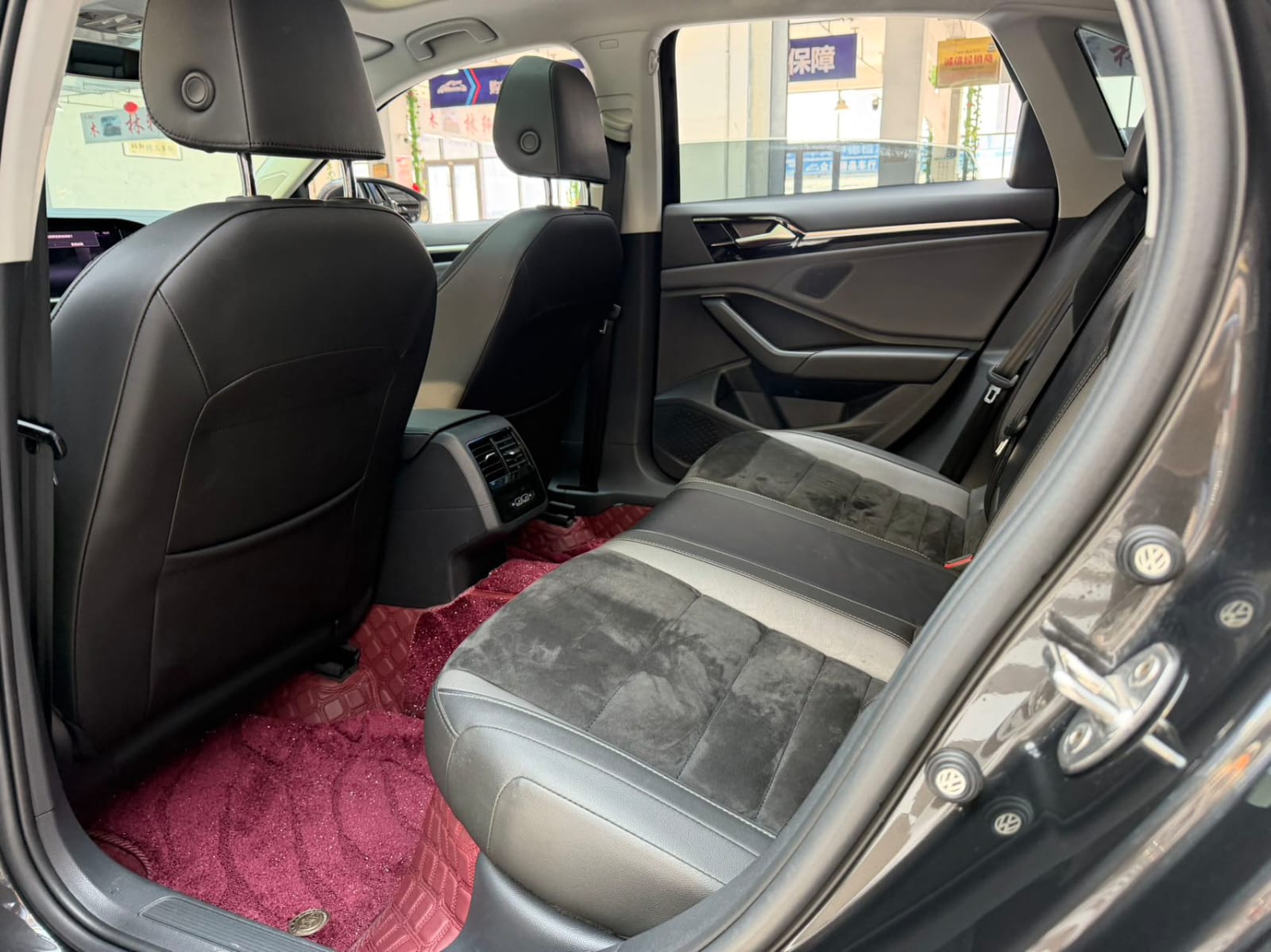 Volkswagen Sagitar 280TSI DSG