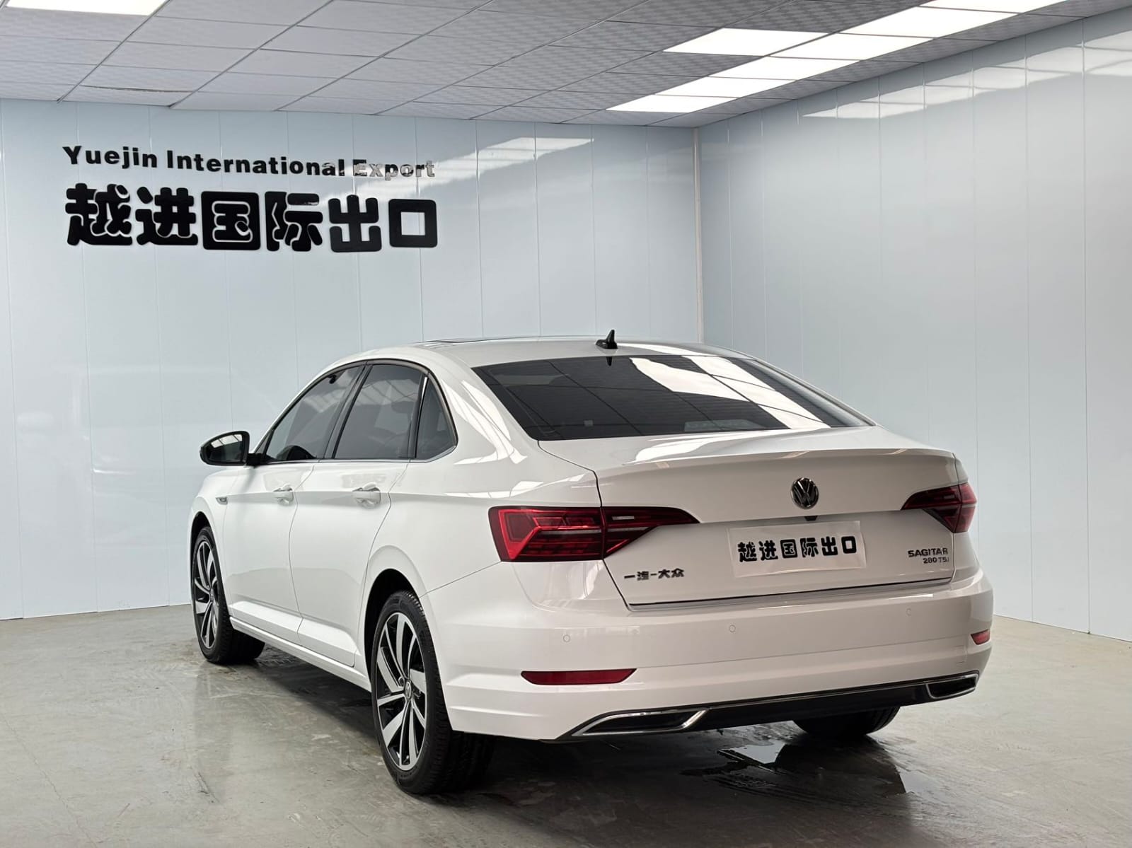Volkswagen Sagitar 280TSI DSG Excellence