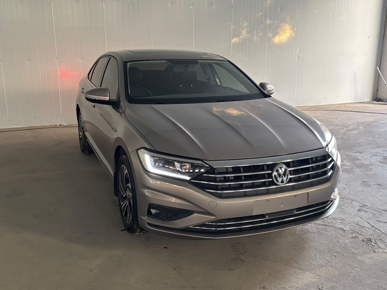 Volkswagen Sagitar 280TSI DSG Overpass