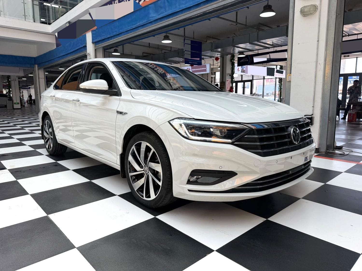 Volkswagen Sagitar Express Excellence Edition