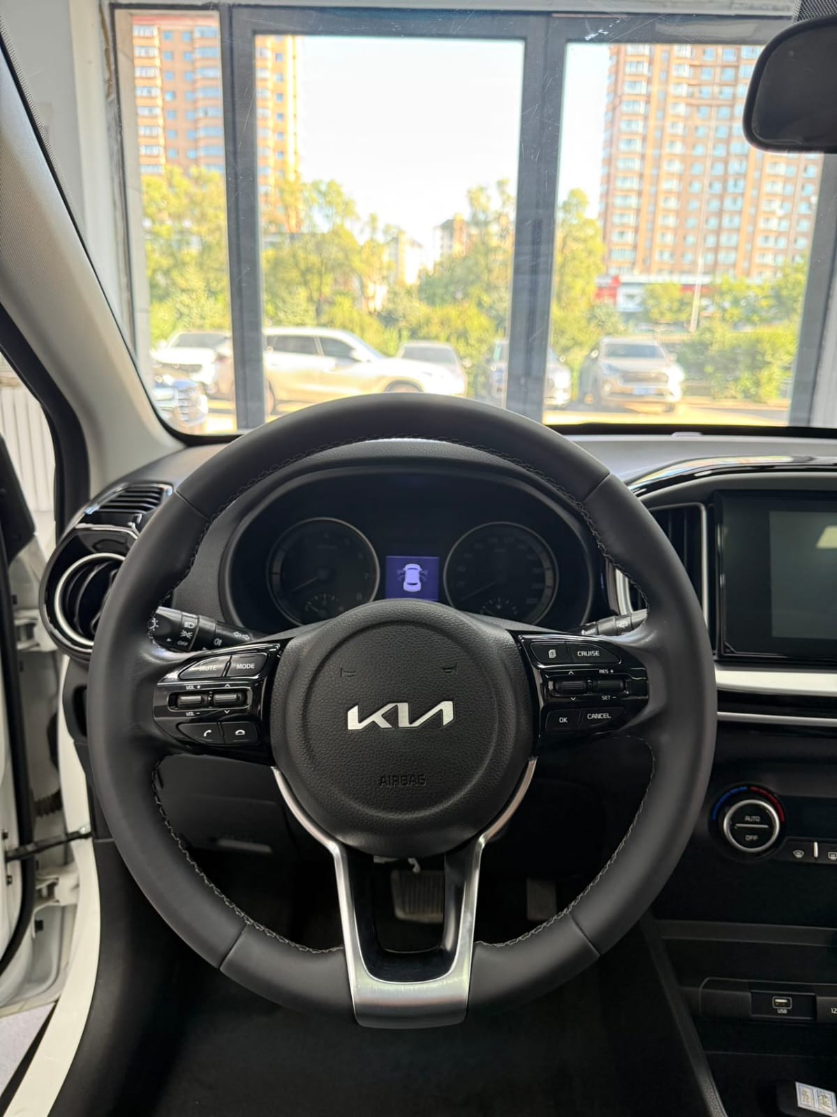 Kia KX1 1.4L CVT