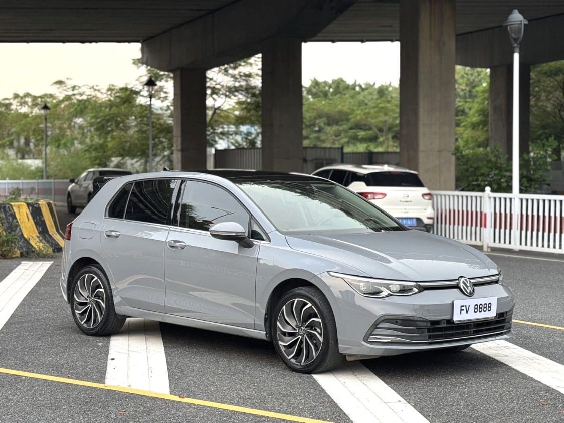 Volkswagen Golf 8 Pro 1.4 TSI 280TSI