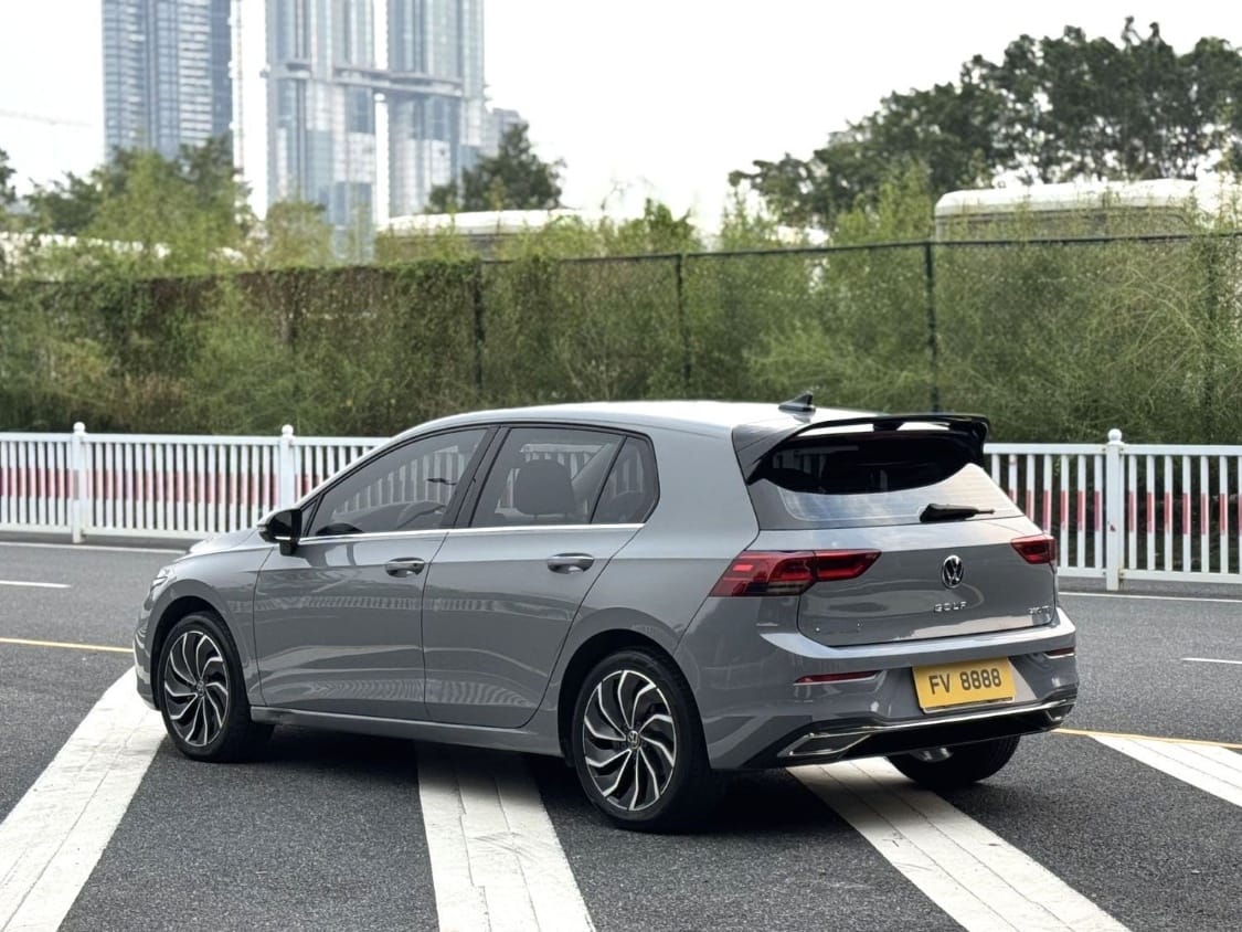 Volkswagen Golf 8 Pro 1.4 TSI 280TSI