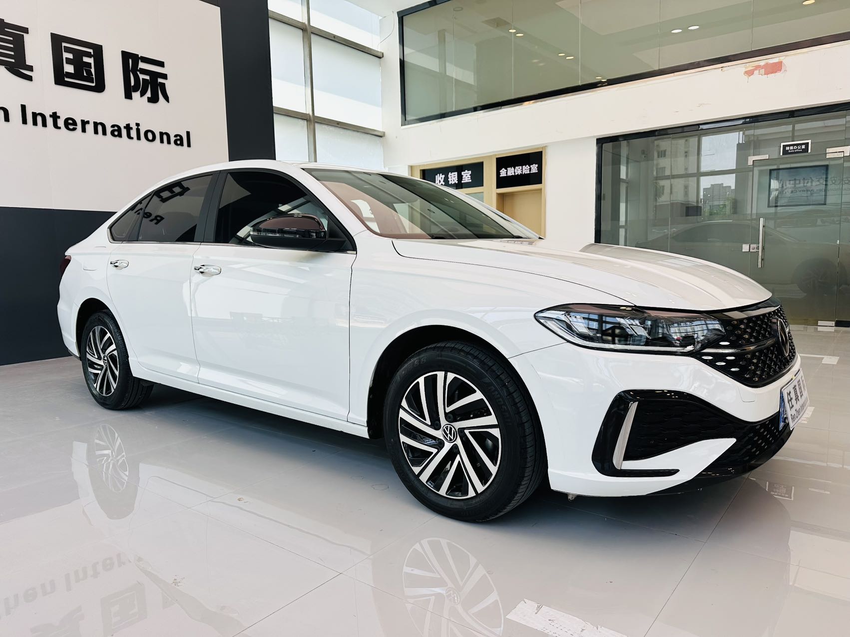Volkswagen Lavida 280TSI DSG Starlight