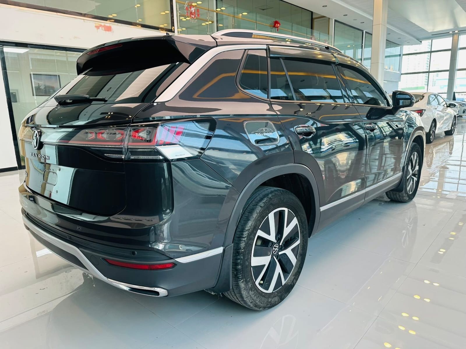 Volkswagen Tayron 280TSI Deluxe Plus Premium Edition