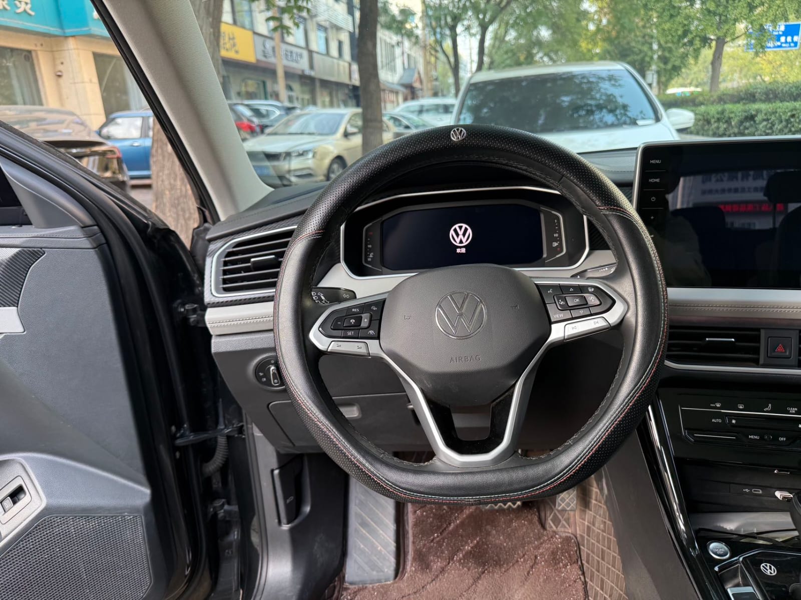 Volkswagen Tayron 280TSI Deluxe