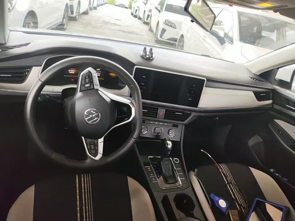 Volkswagen Bora 200TSI DSG Comfort (В наличии 246 шт.)