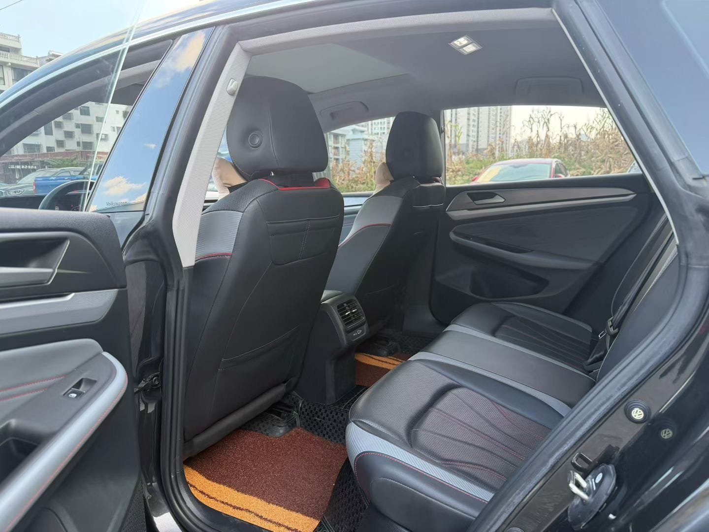 Volkswagen Lamando L 280TSI
