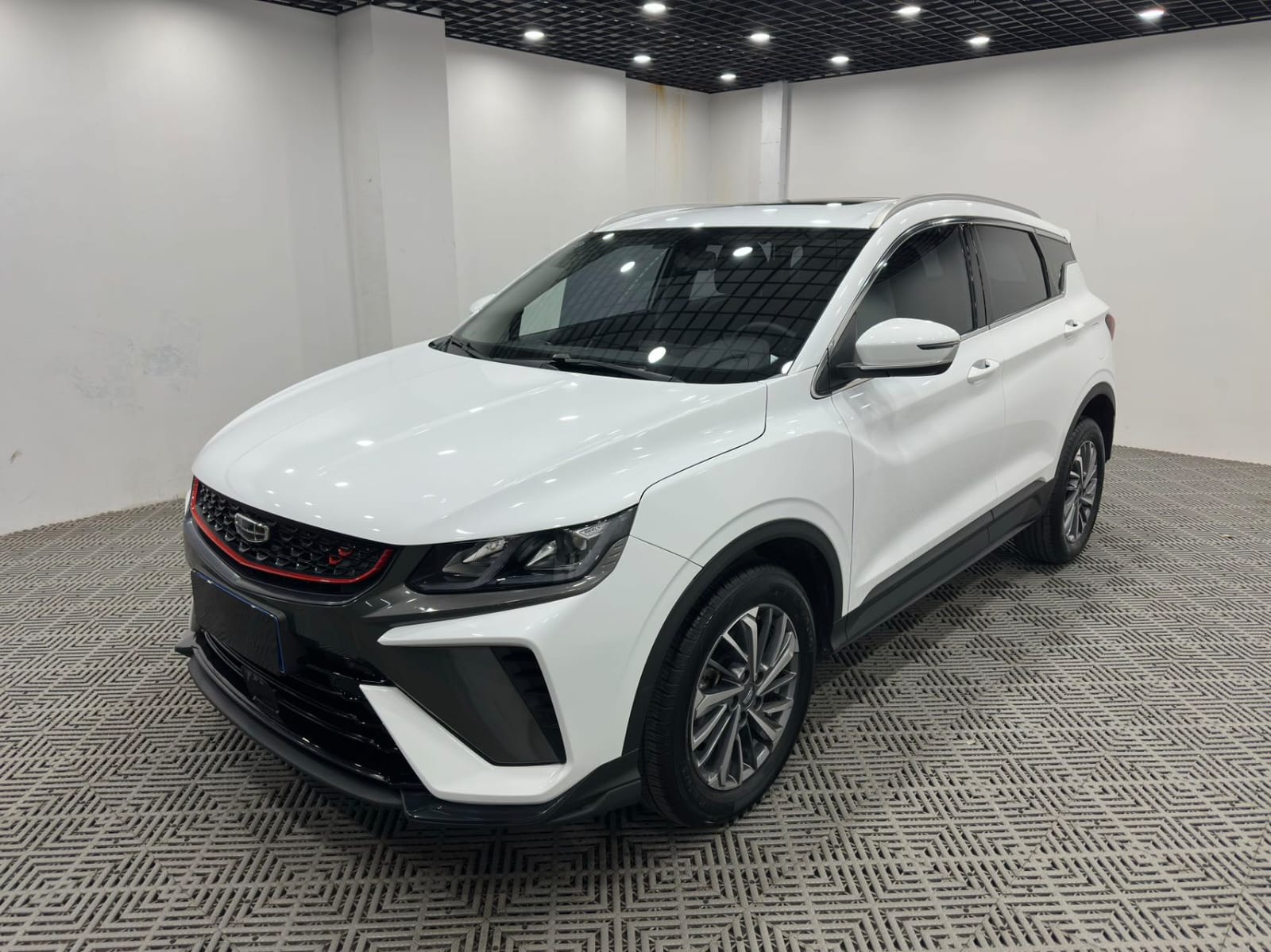 Geely Coolray 1.4T Manual Gold Edition
