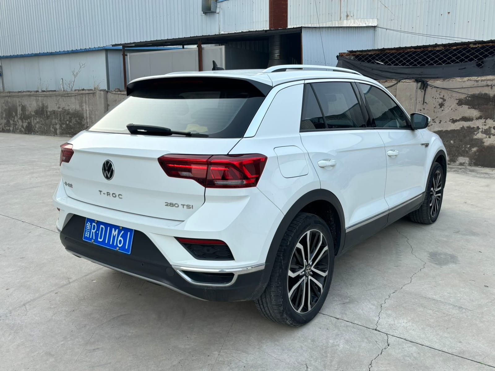 Volkswagen T-Roc Tango 280TSI DSG Enjoy PLUS