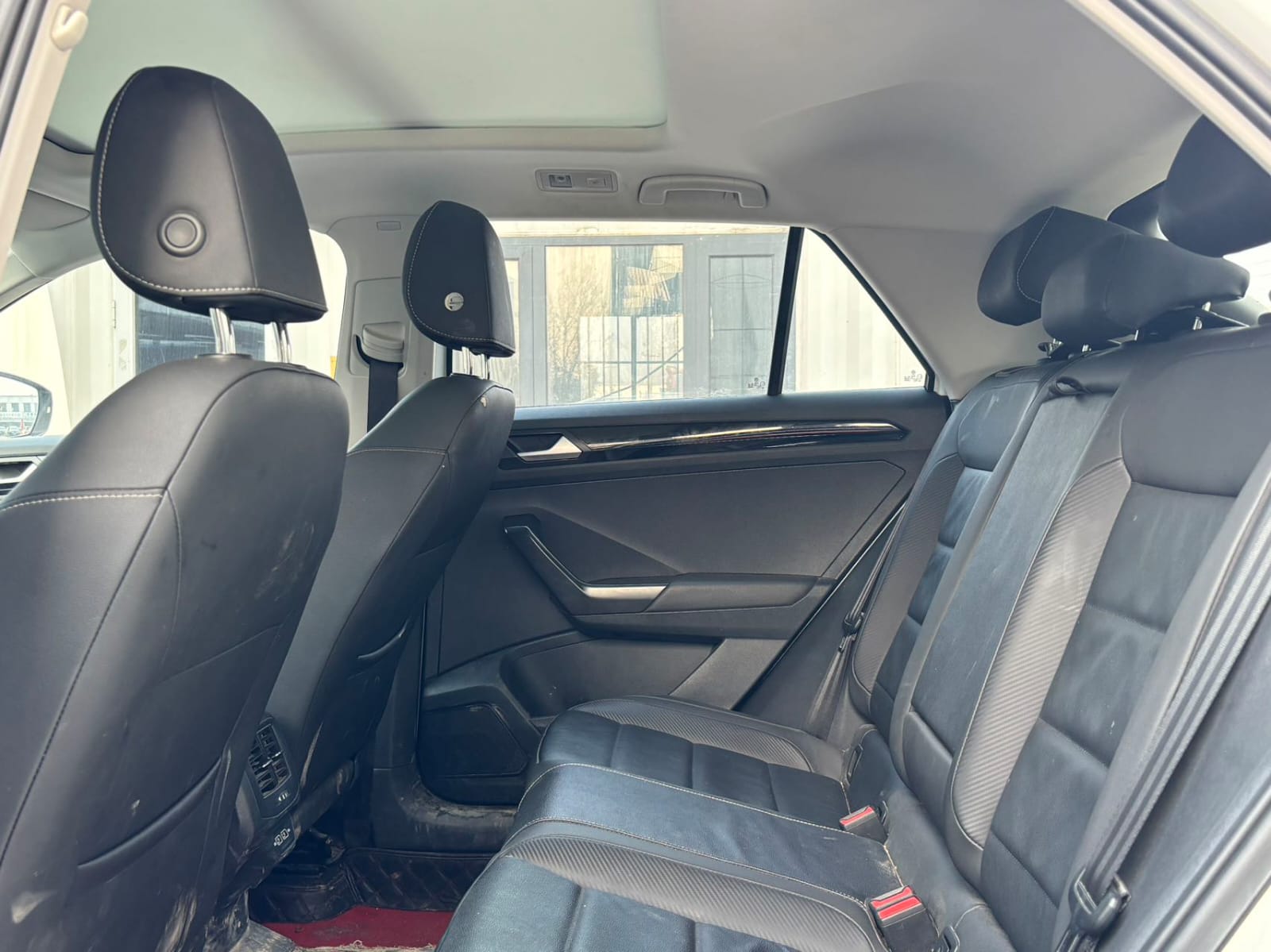 Volkswagen T-Roc Tango 280TSI DSG Enjoy PLUS